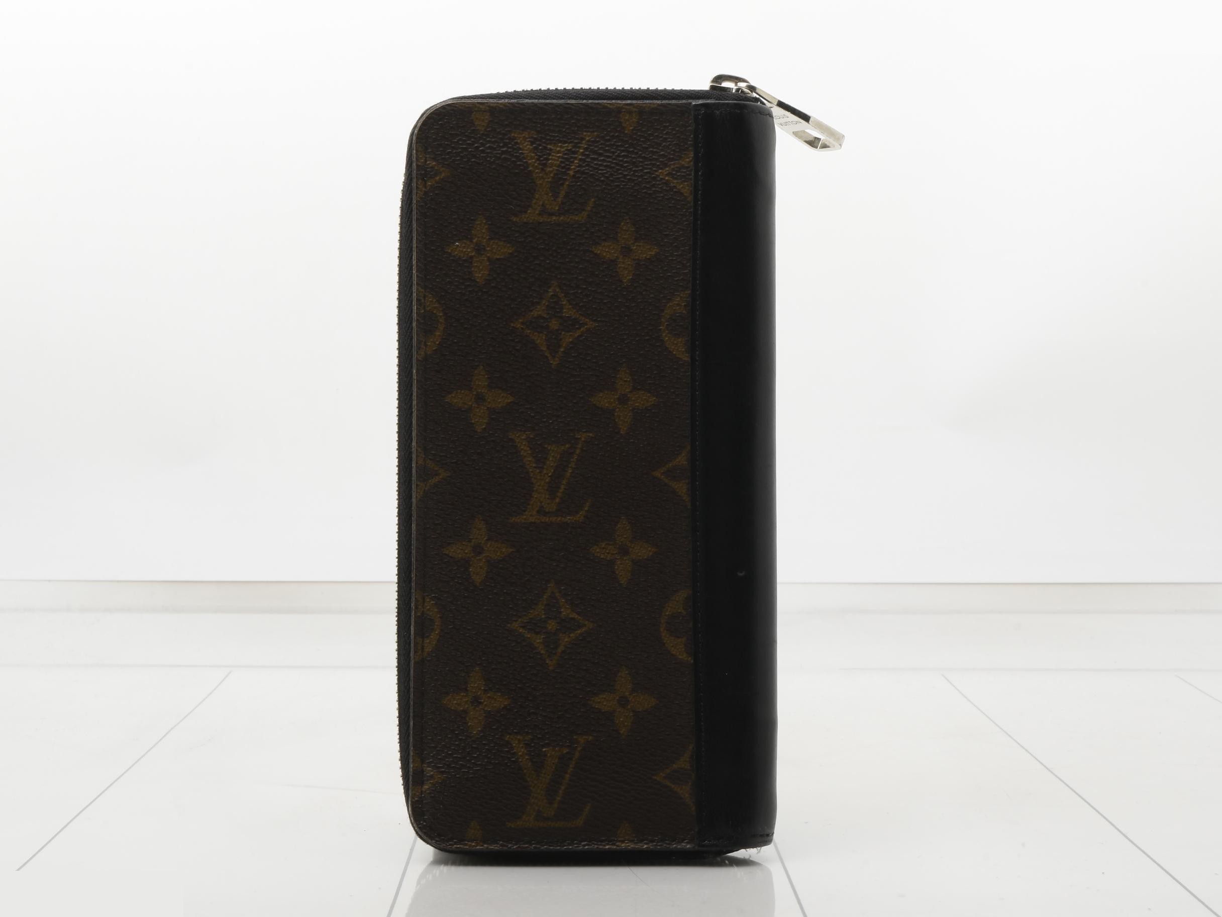 Zippy Wallet Vertical — view 2