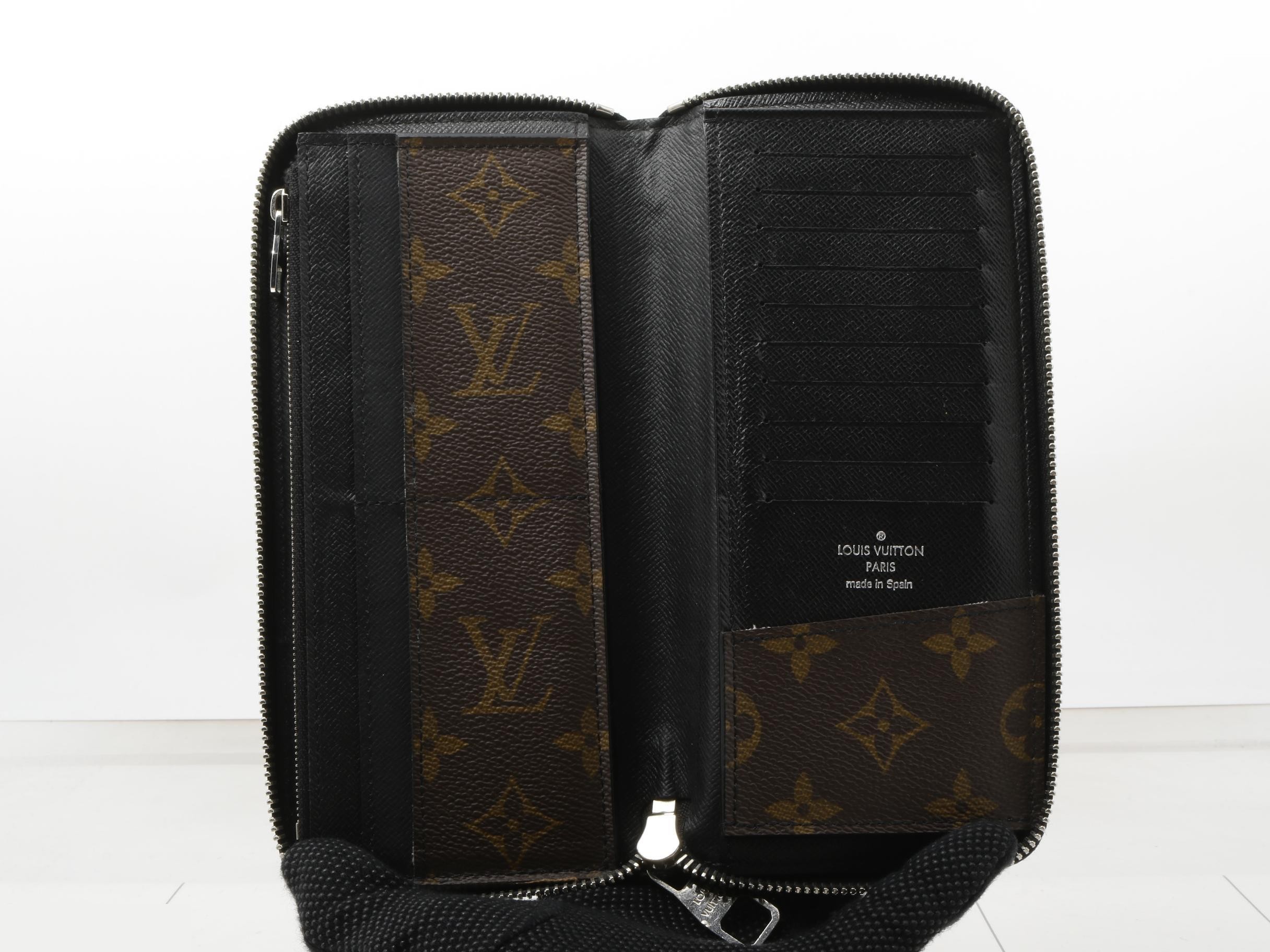Zippy Wallet Vertical — view 4