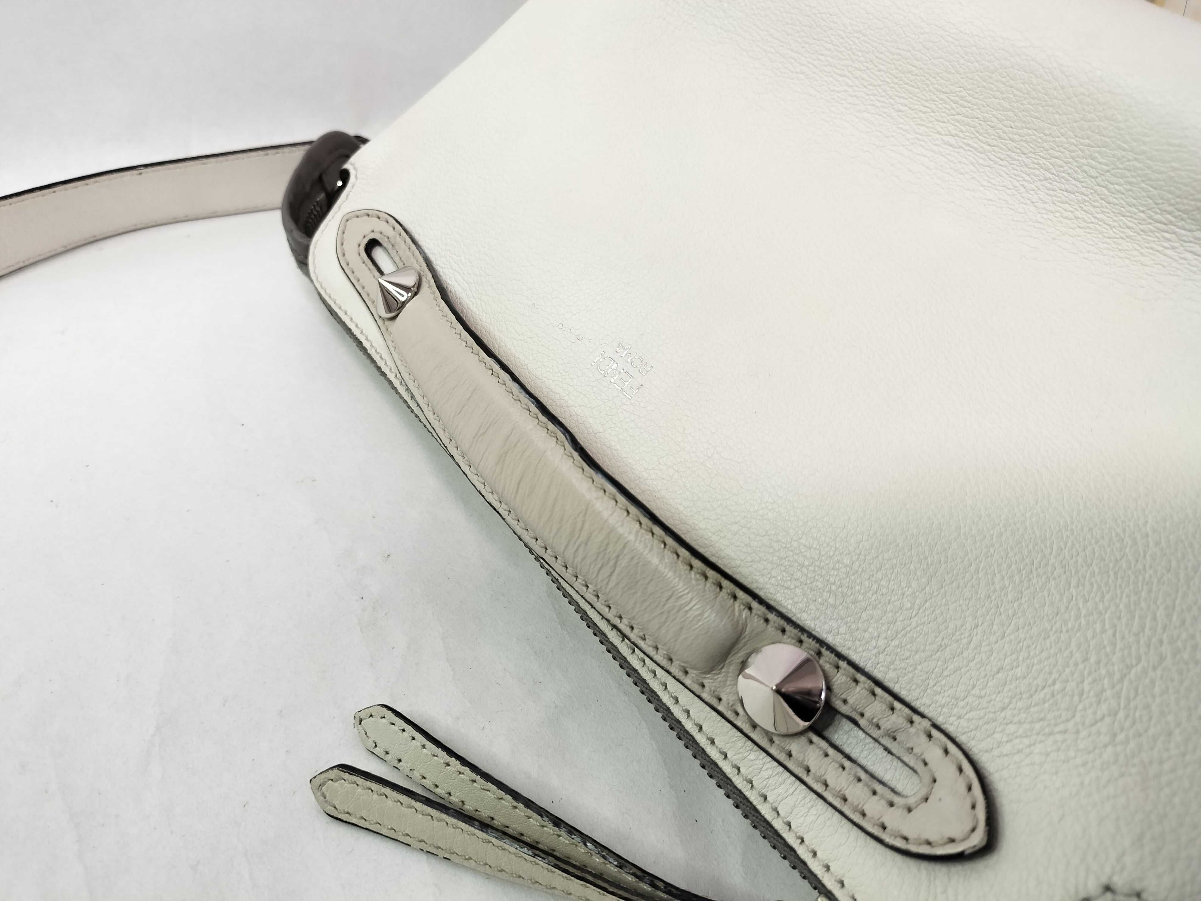 By The Way Medium Leather Shoulder Bag Handbag — view 6