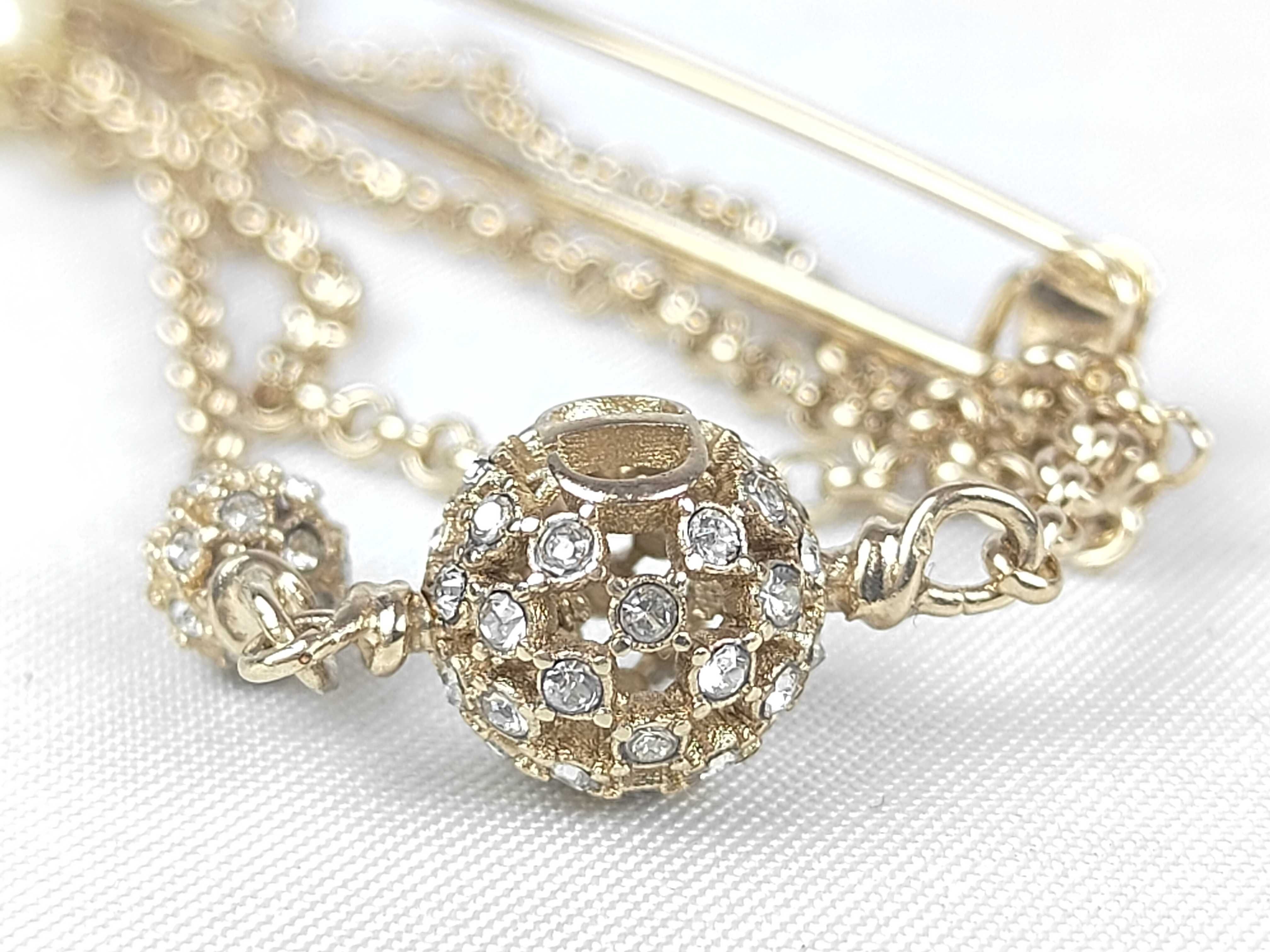 Pearl Chain Pin Brooch — view 3