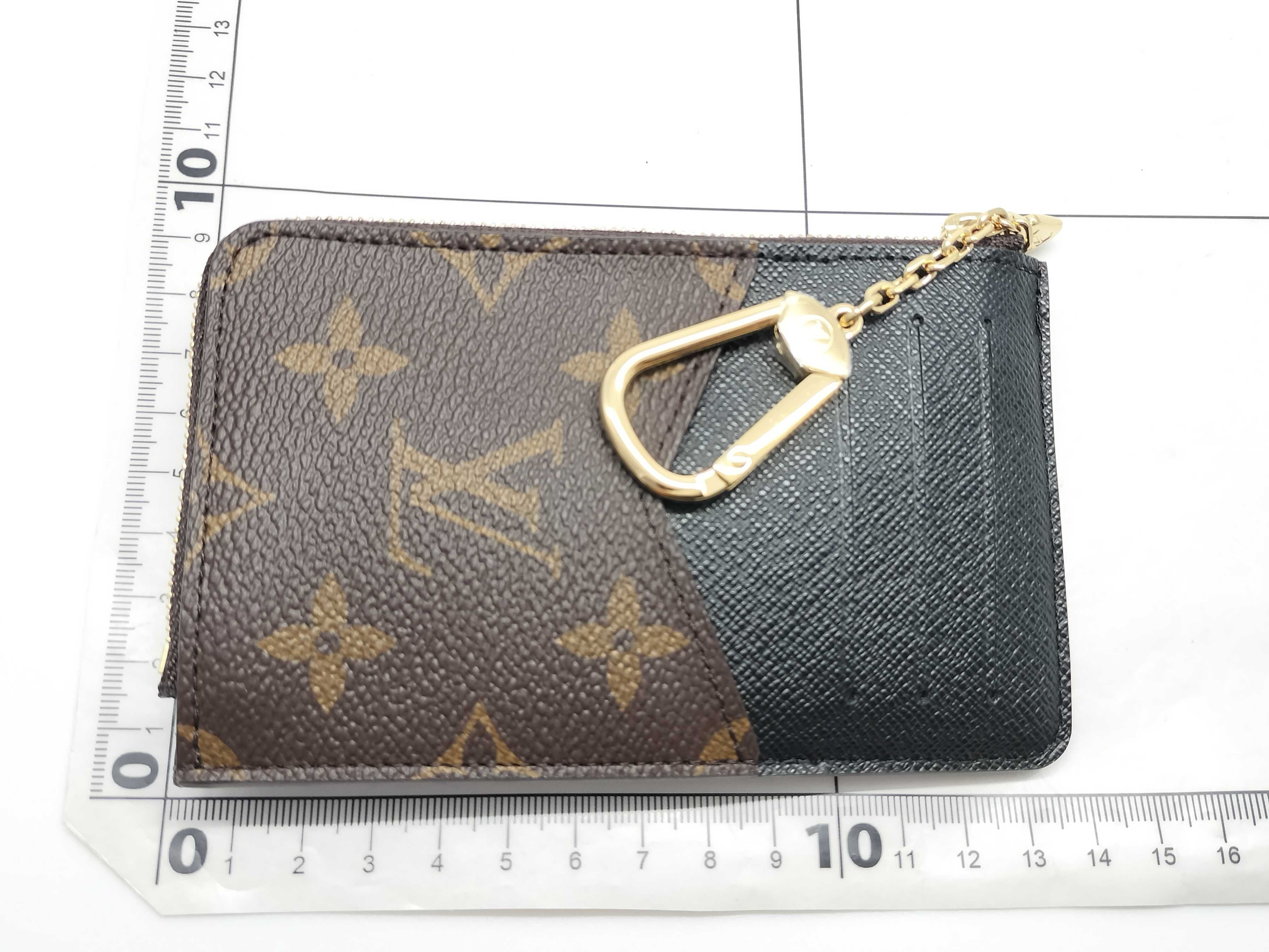 Monogram M69431 Card Case Porto Cult Recto Verso Coin Case — view 2