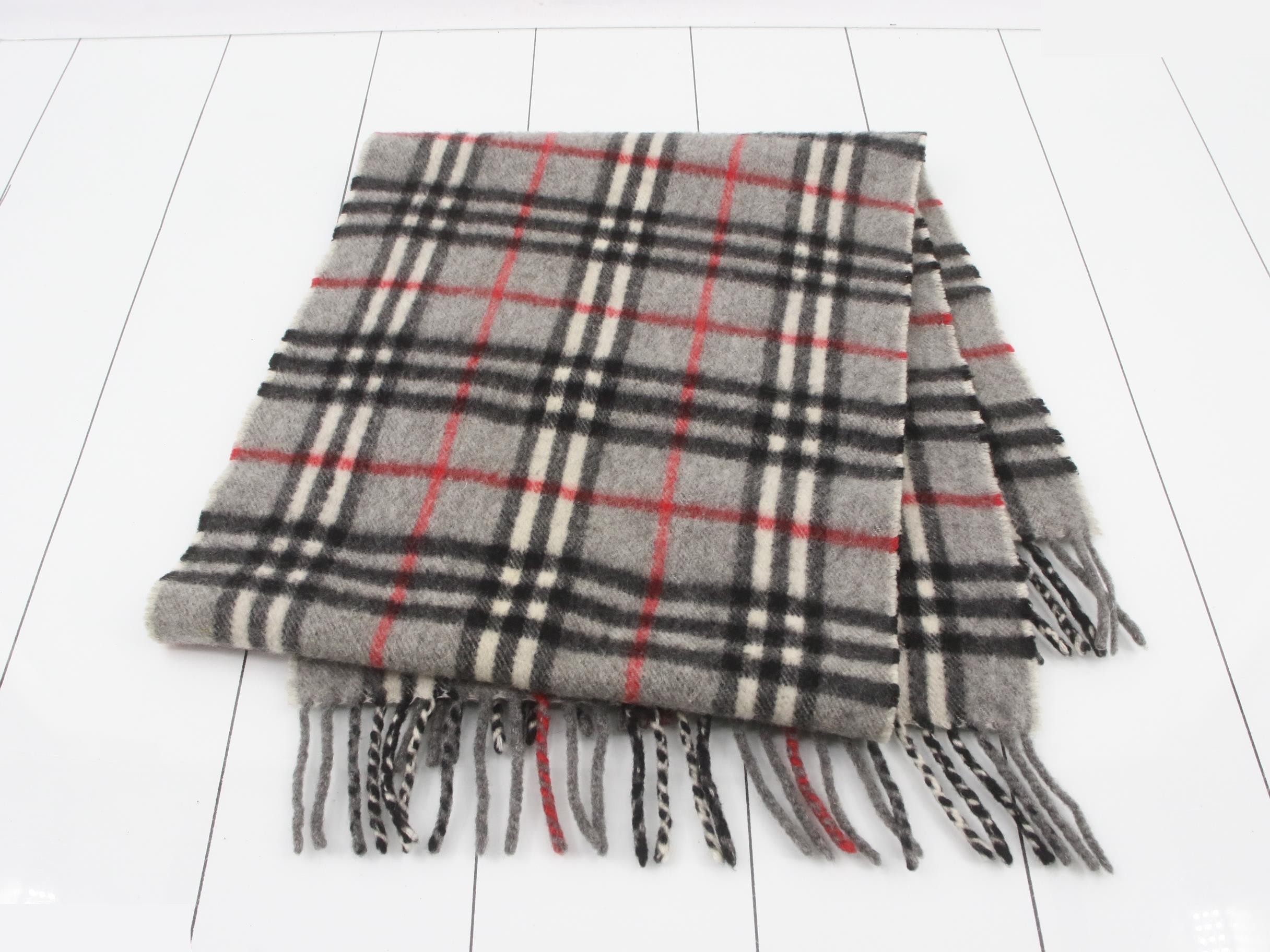 Nova Check Scarf, Gray — view 3