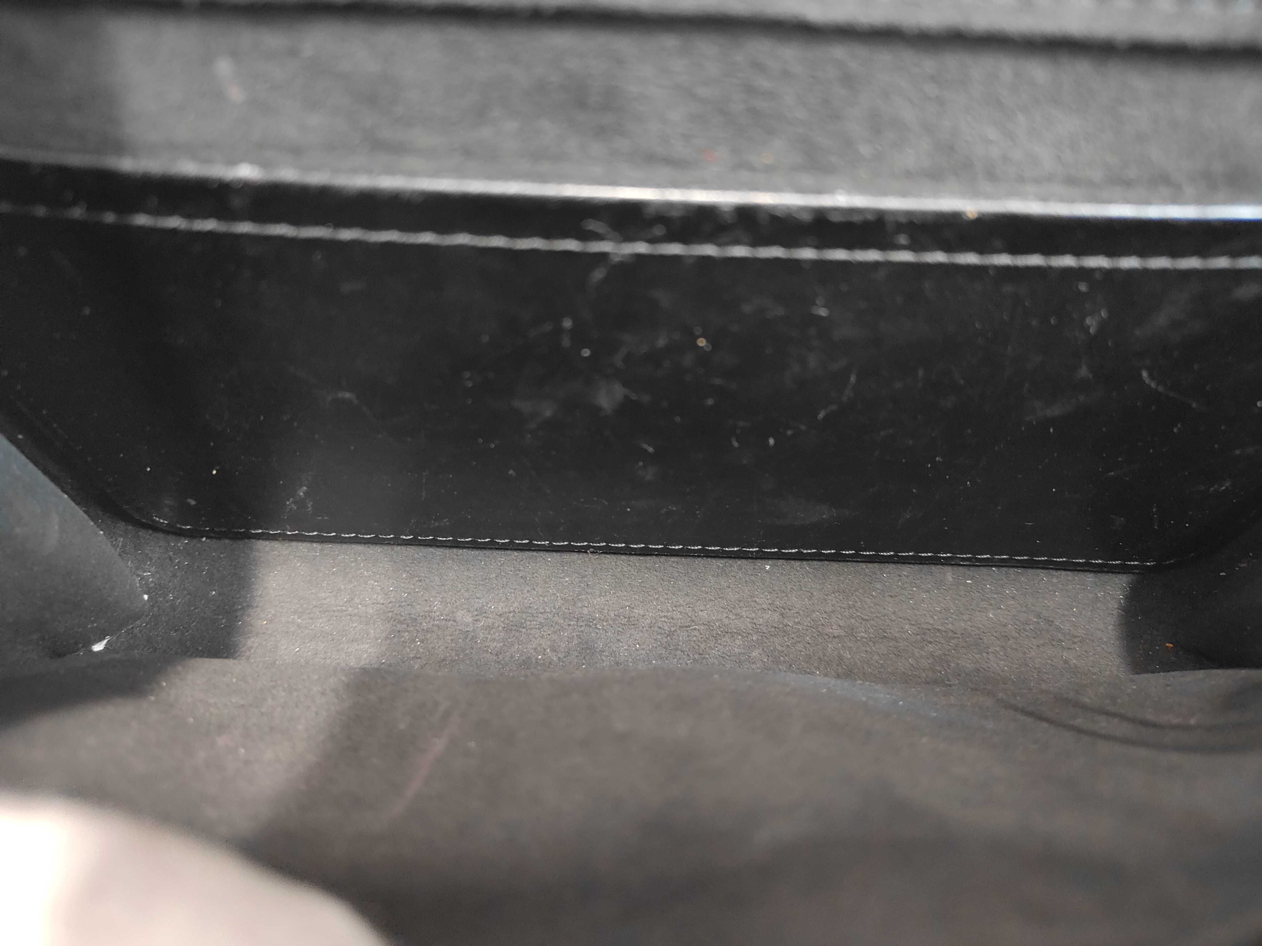 Pochette Louise GM Clutch Bag — view 6