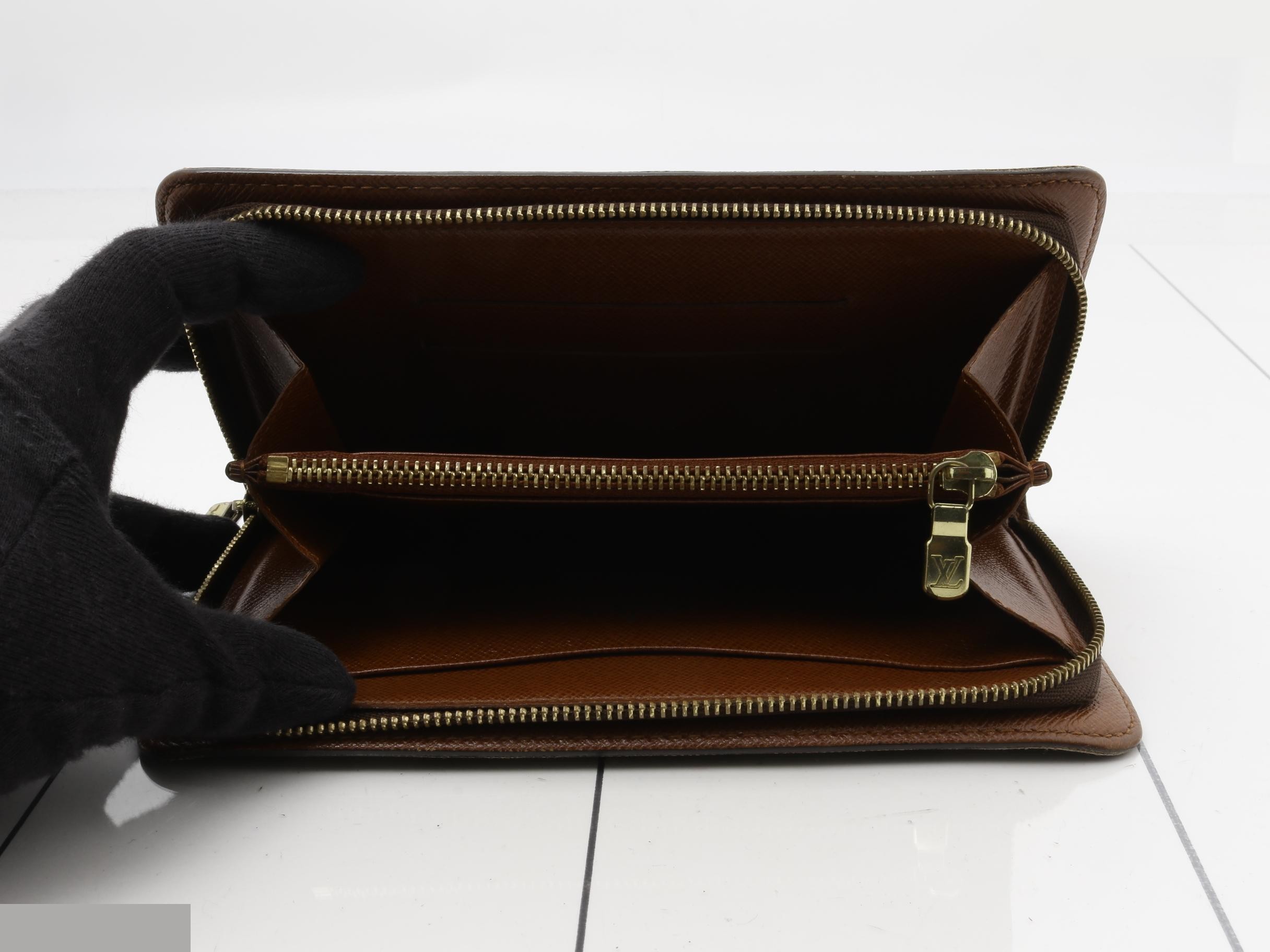 Monogram Portemonnaie Zip Round Zip Long Wallet — view 4