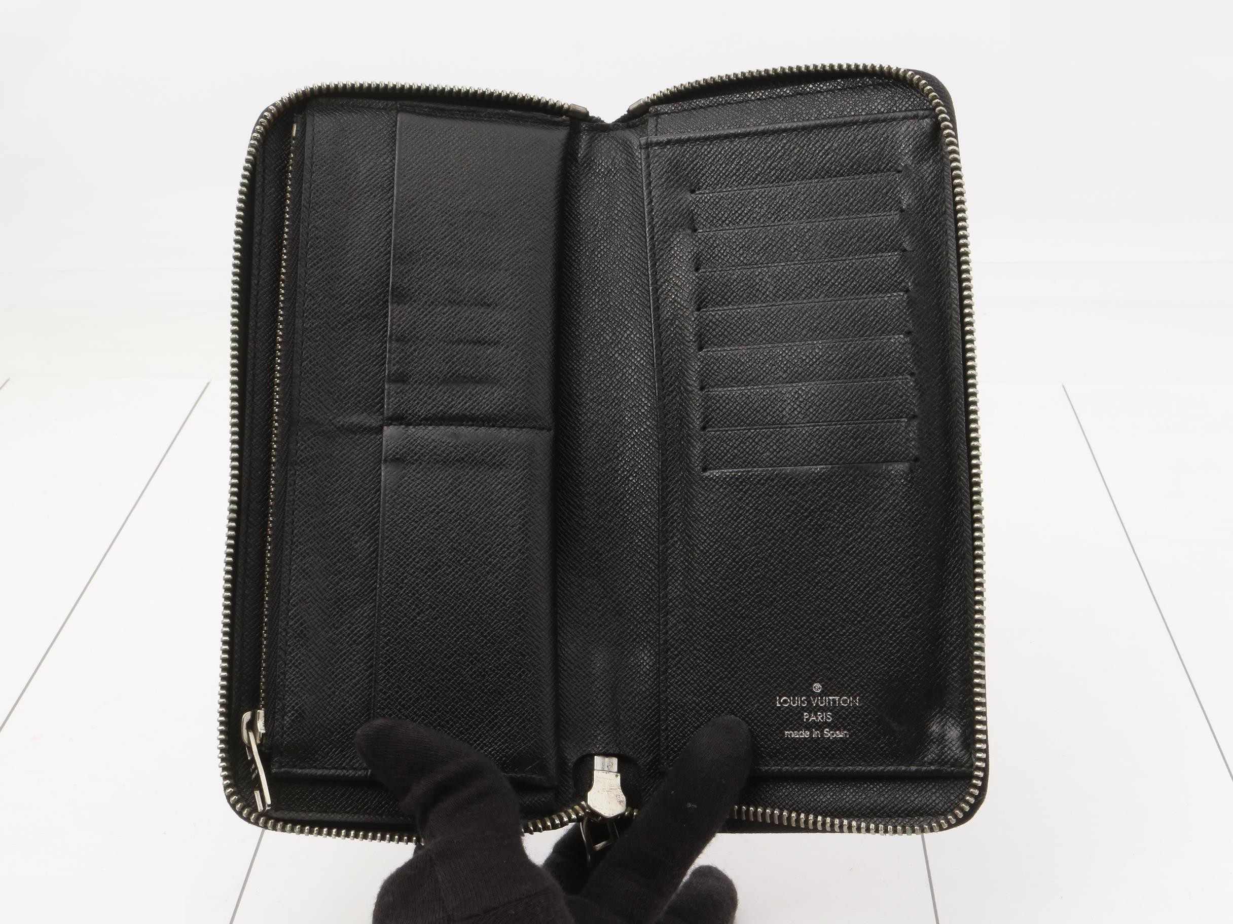 Zippy Wallet Vertical Long Wallet — view 4