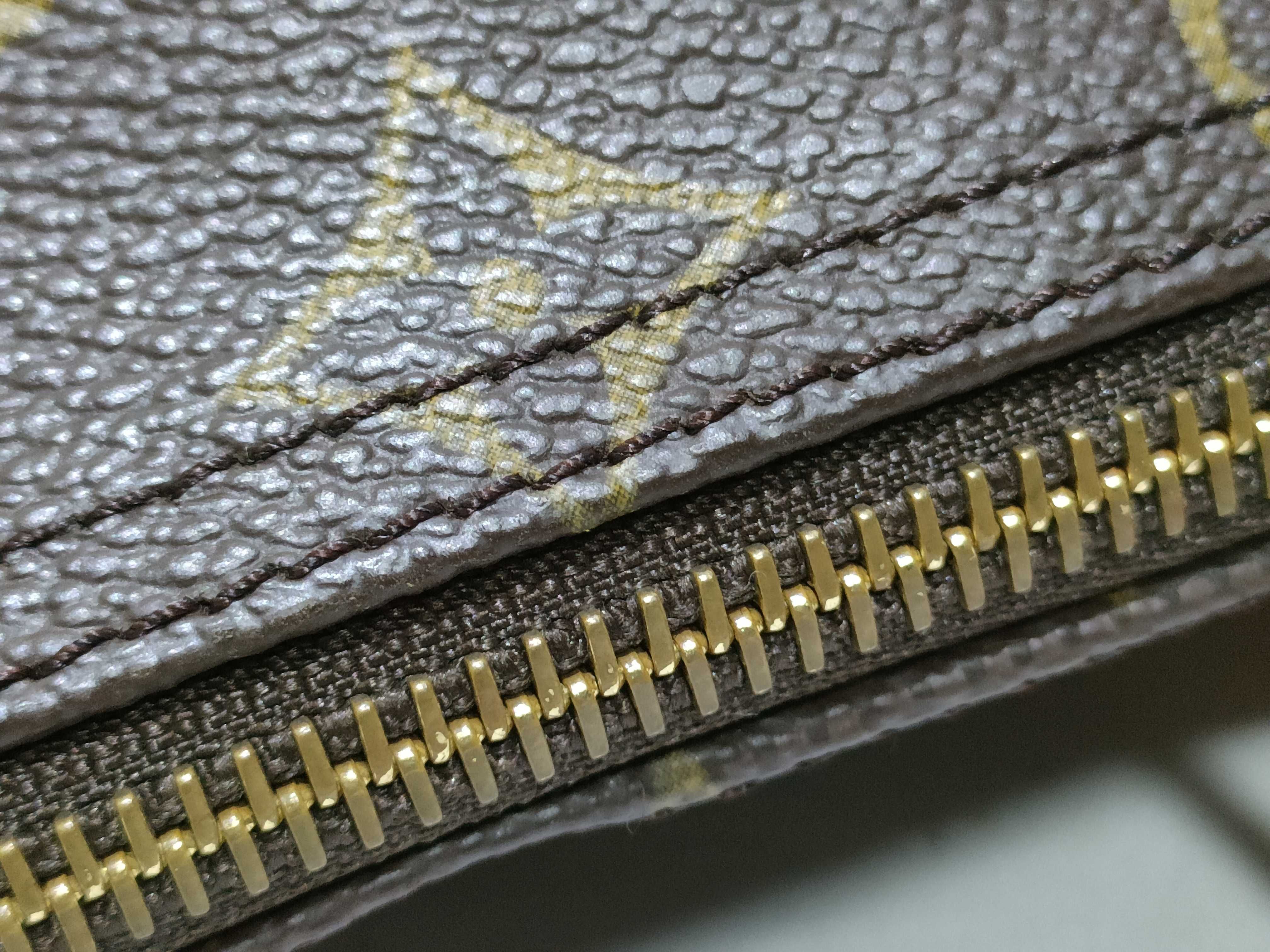 Monogram Louis Vuitton Monogram Saxophone Souple 50 Tote Bag — view 8