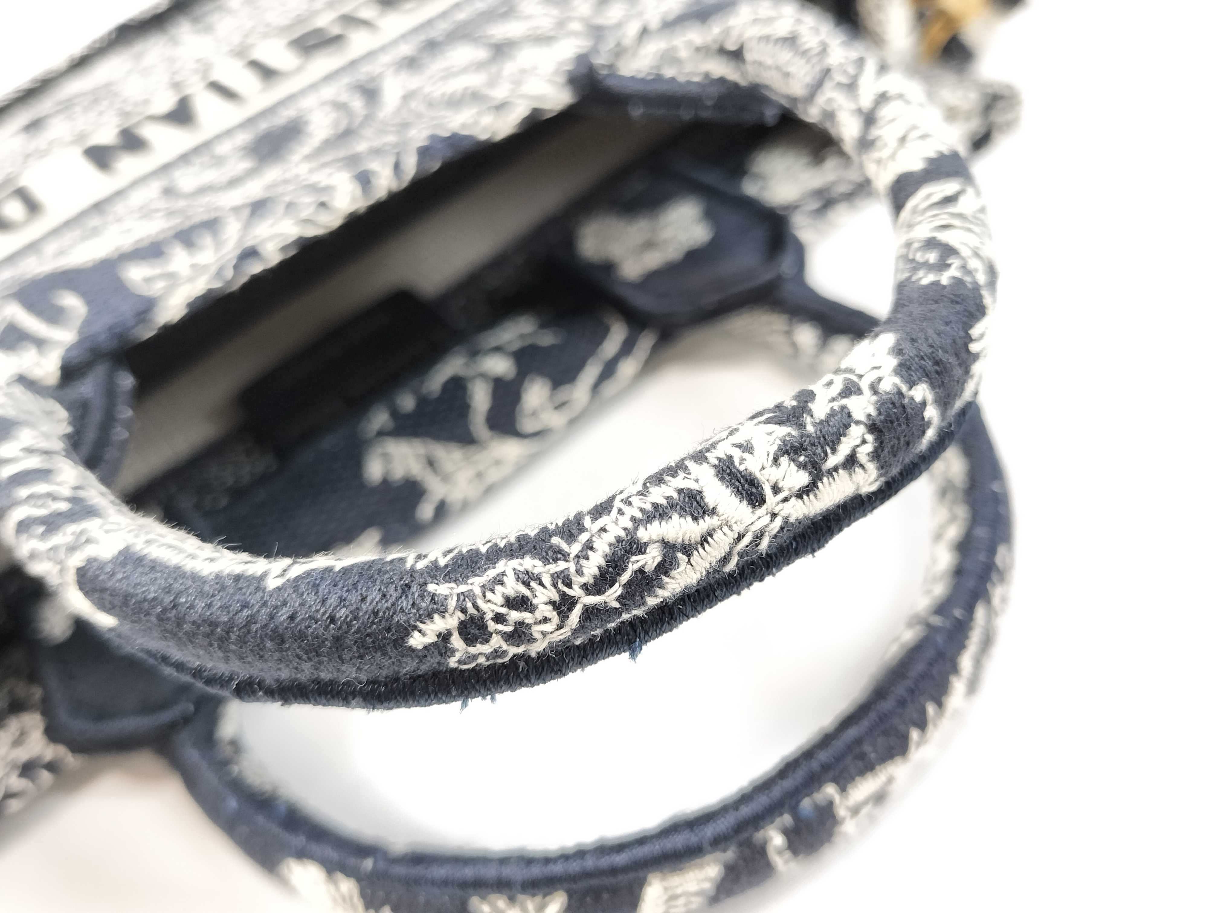 Book Tote Bag Mini Handbag — view 4