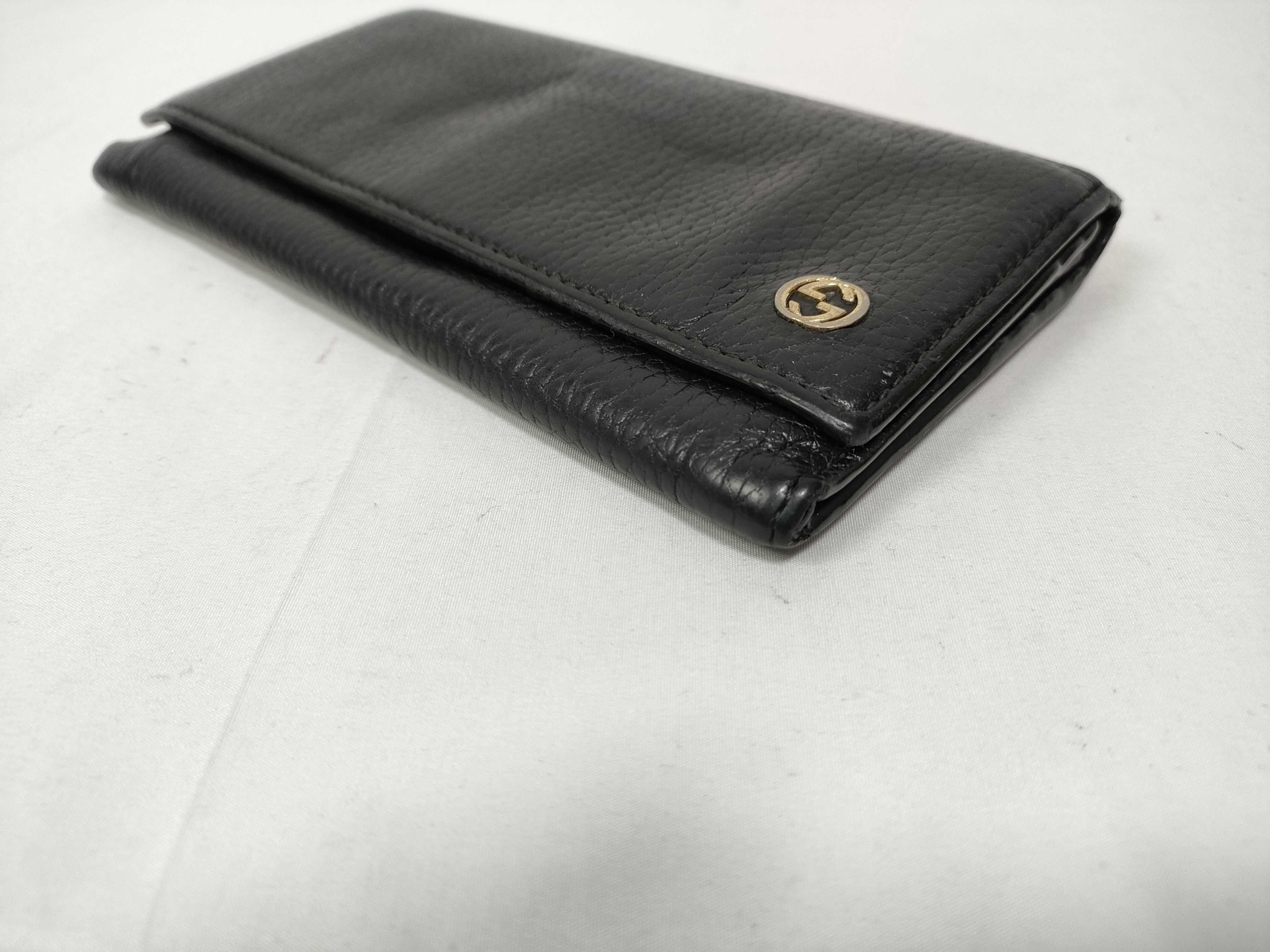 wallet — view 4