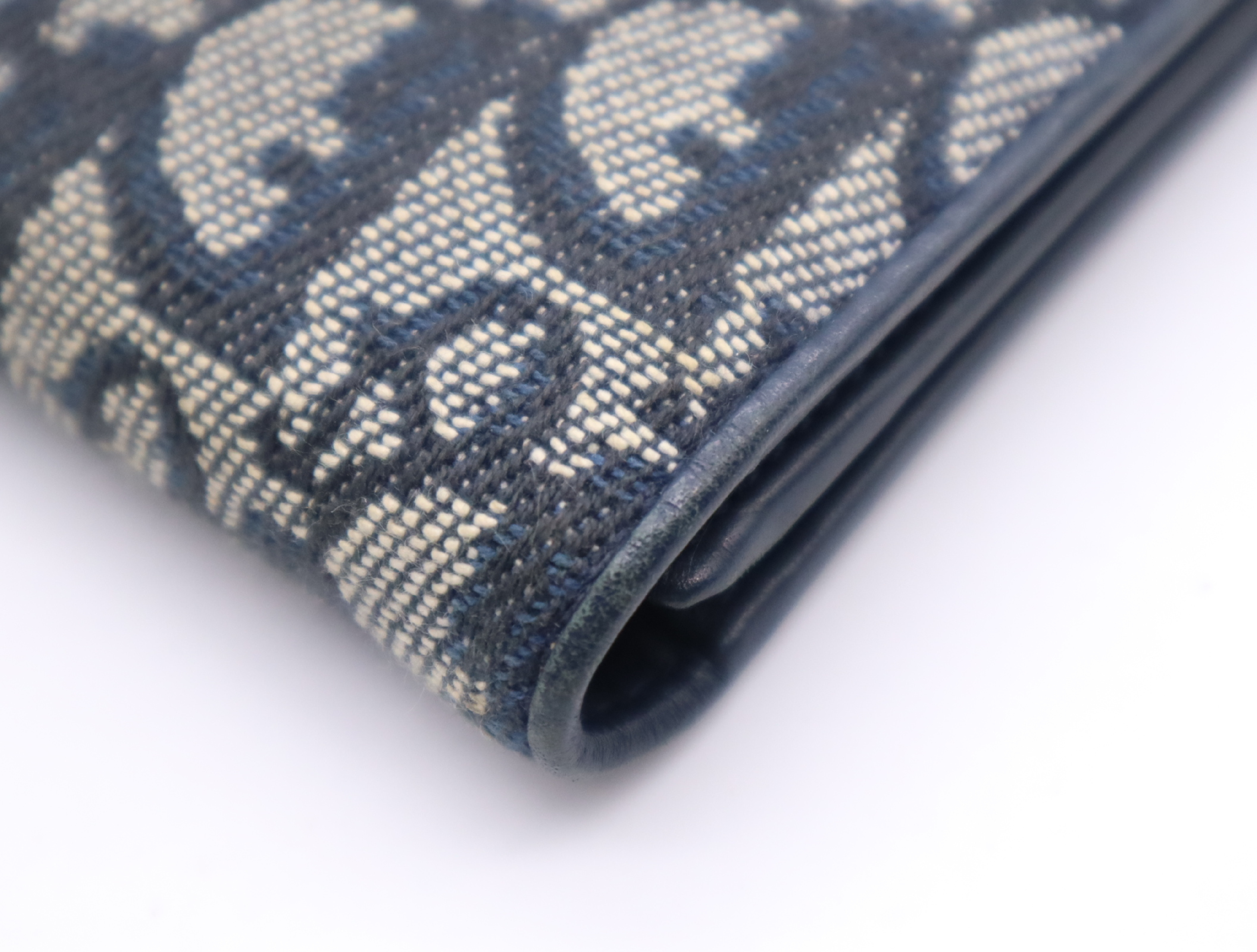 Canvas Trotter Long Wallet, Blue — view 9