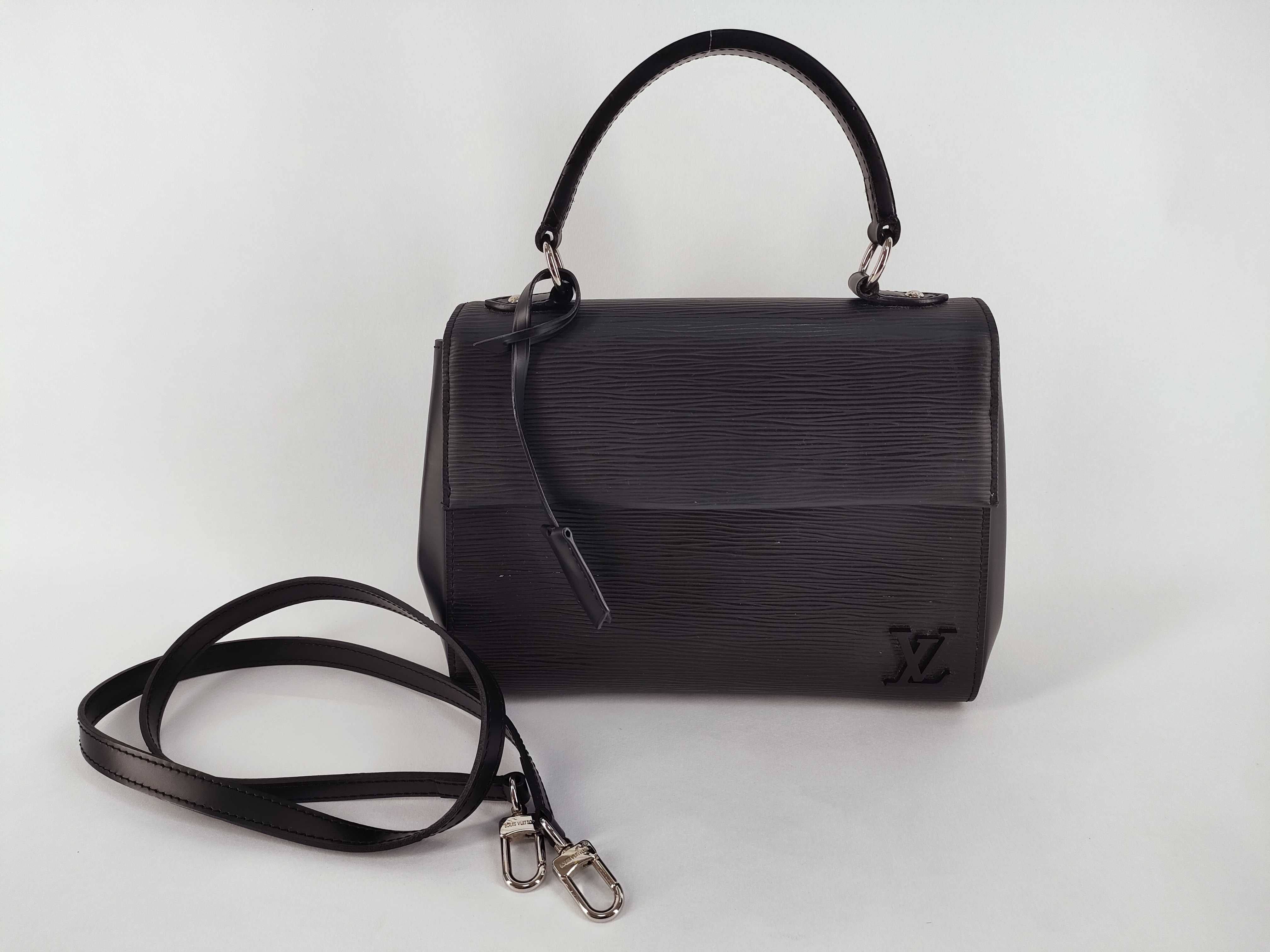 Epi LOUISVUITTON Epi Cluny M41312 Handbag