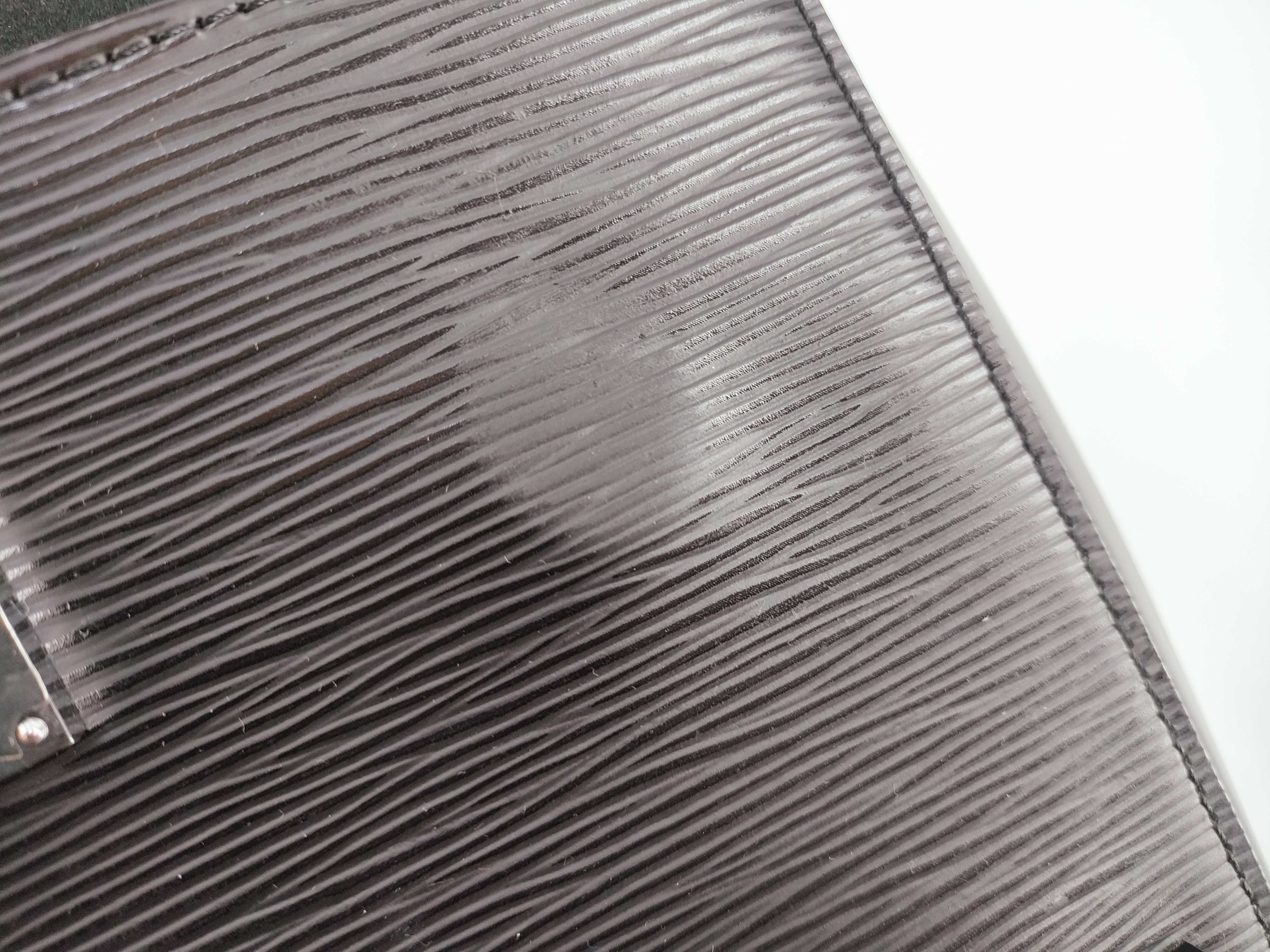 Epi LOUISVUITTON Epi Cluny M41312 Handbag — view 12