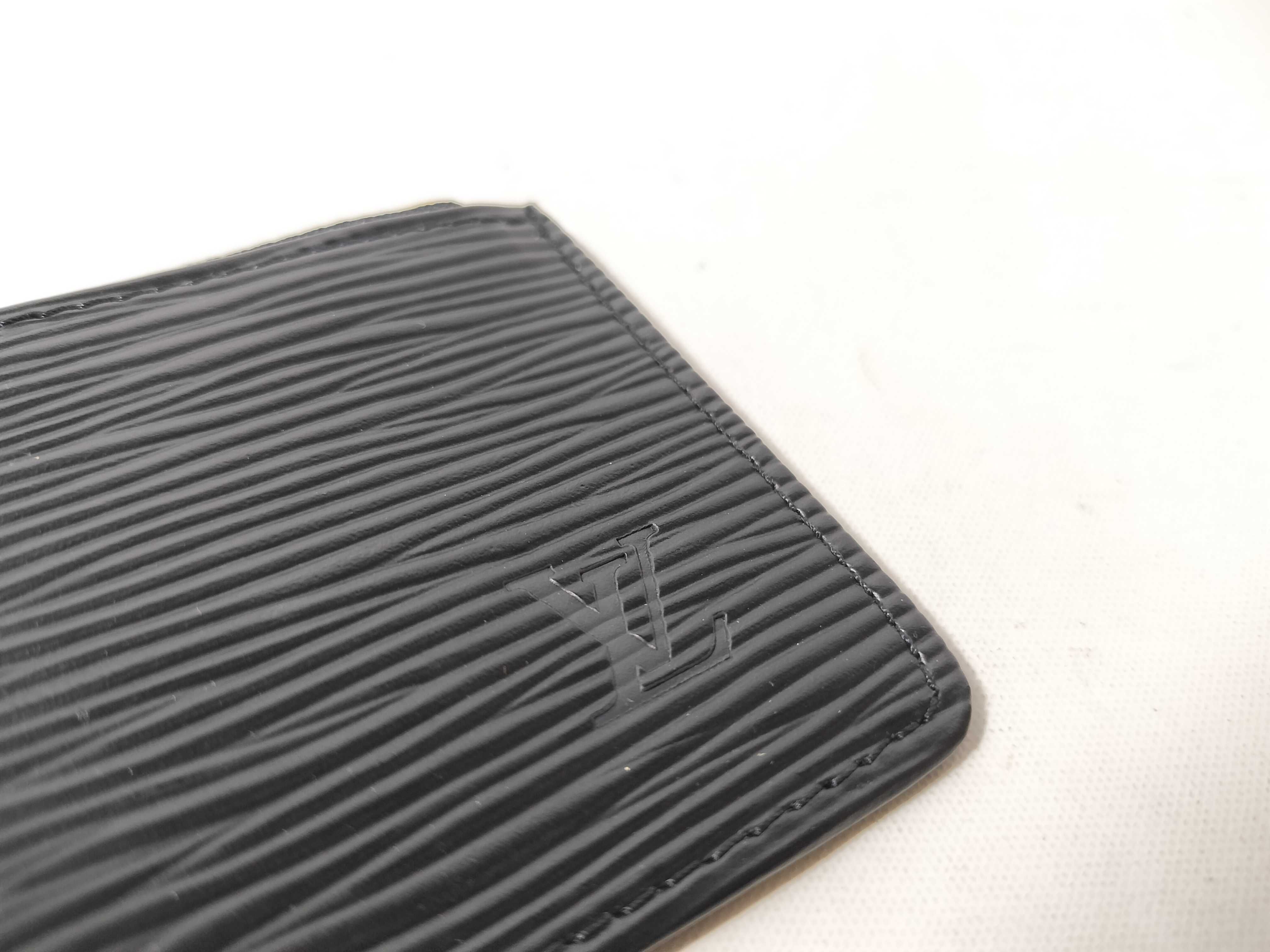 Epi Louis Vuitton Epi Pochette Cle Coin Case — view 10