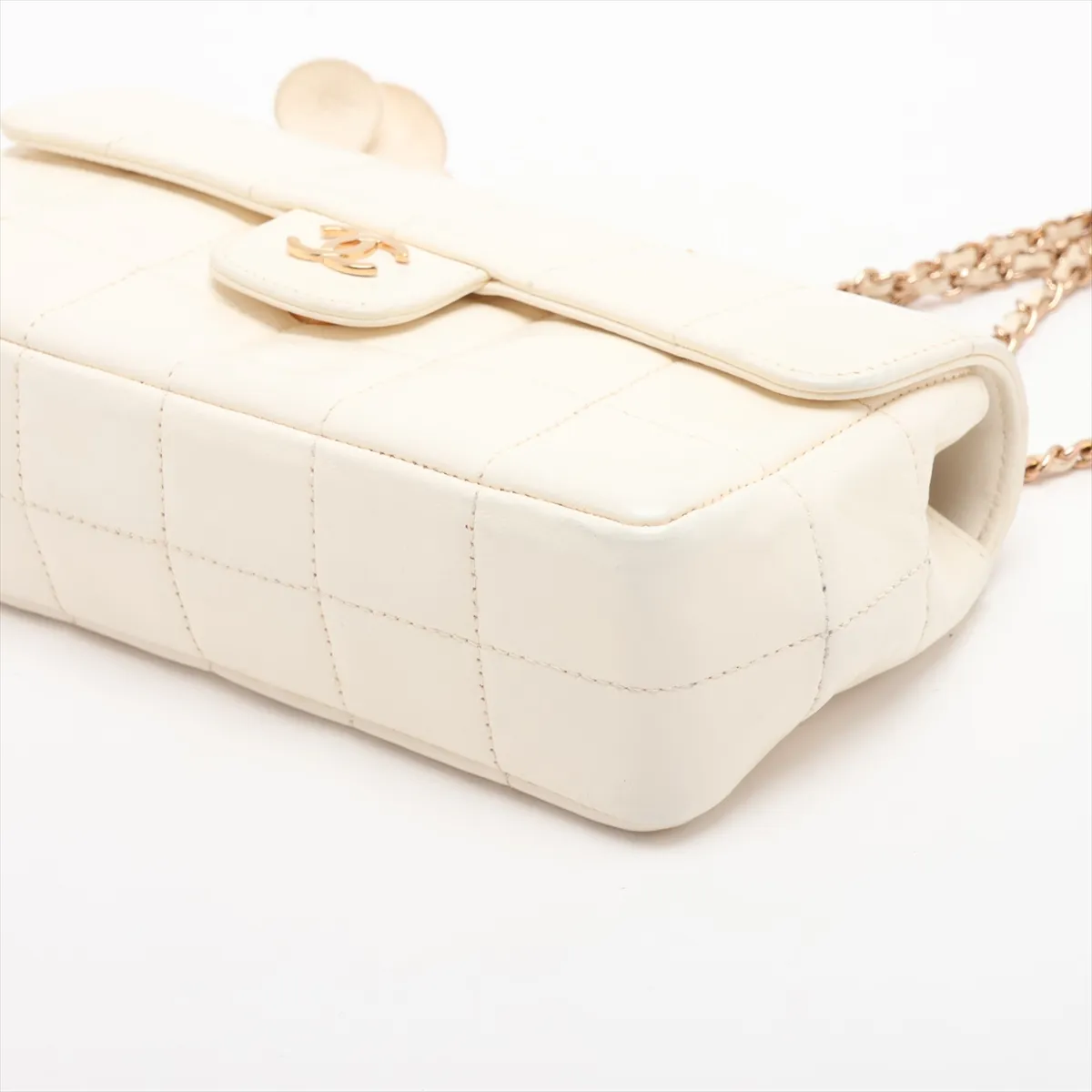 Chocolate Bar Leather Chain Shoulder Bag, Camellia Design, White with Gold Hardware, Item Number 8662979 (Serial Number 8) — view 3
