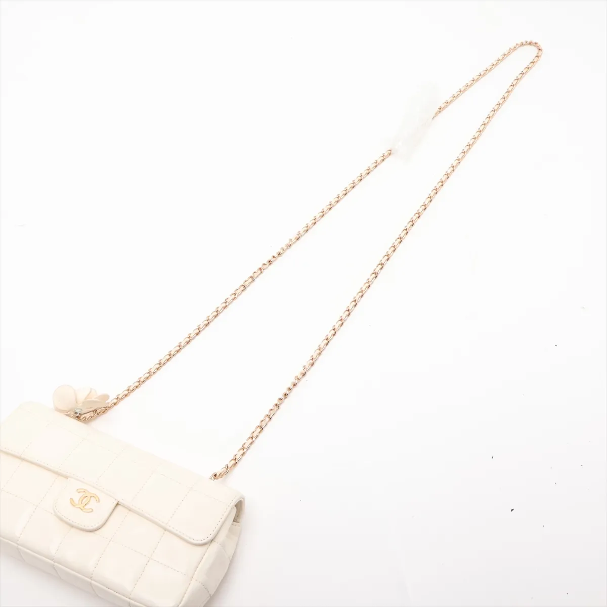 Chocolate Bar Leather Chain Shoulder Bag, Camellia Design, White with Gold Hardware, Item Number 8662979 (Serial Number 8) — view 5