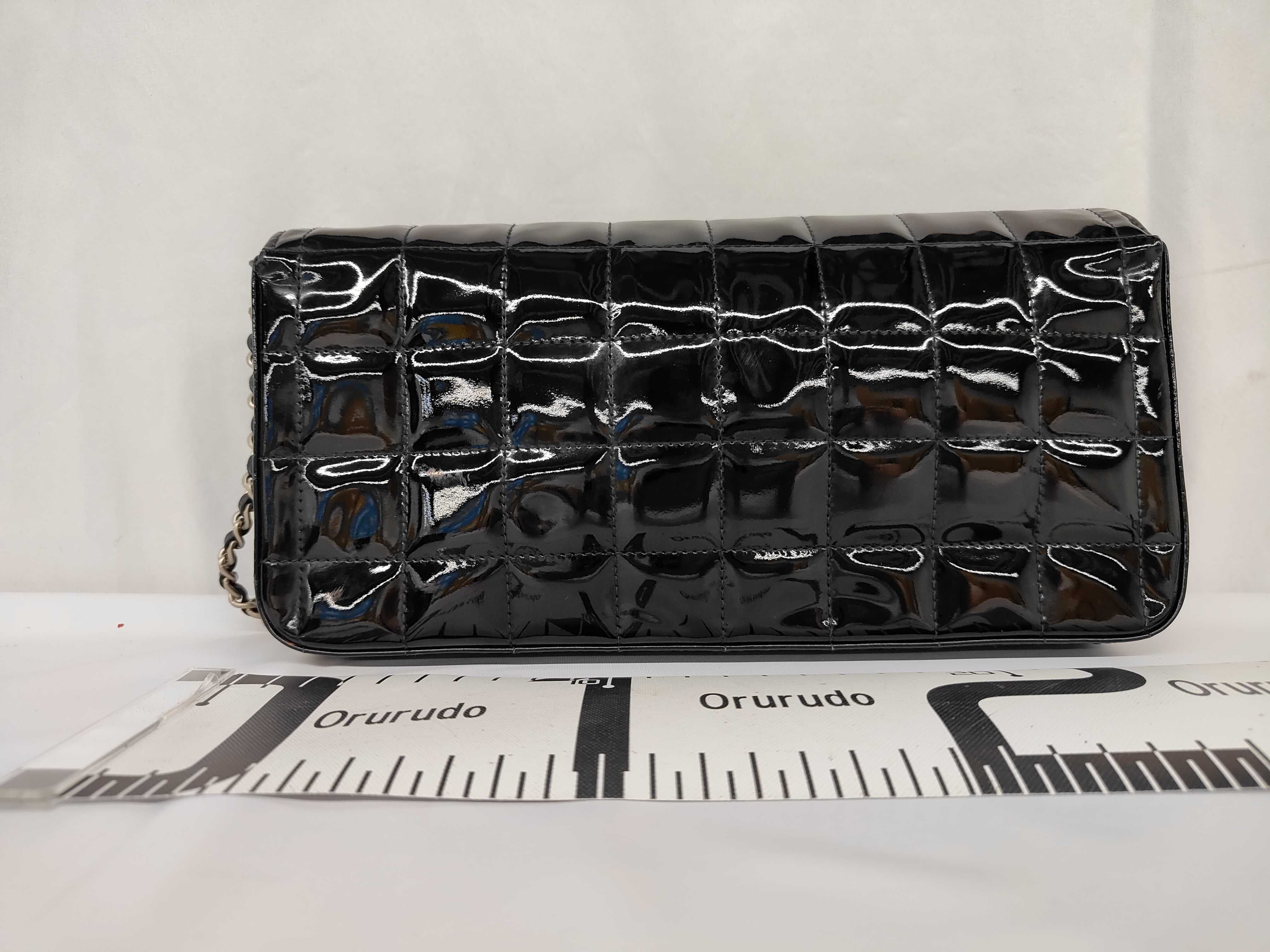 Chocolate Bar Patent Chain Shoulder Bag — view 2