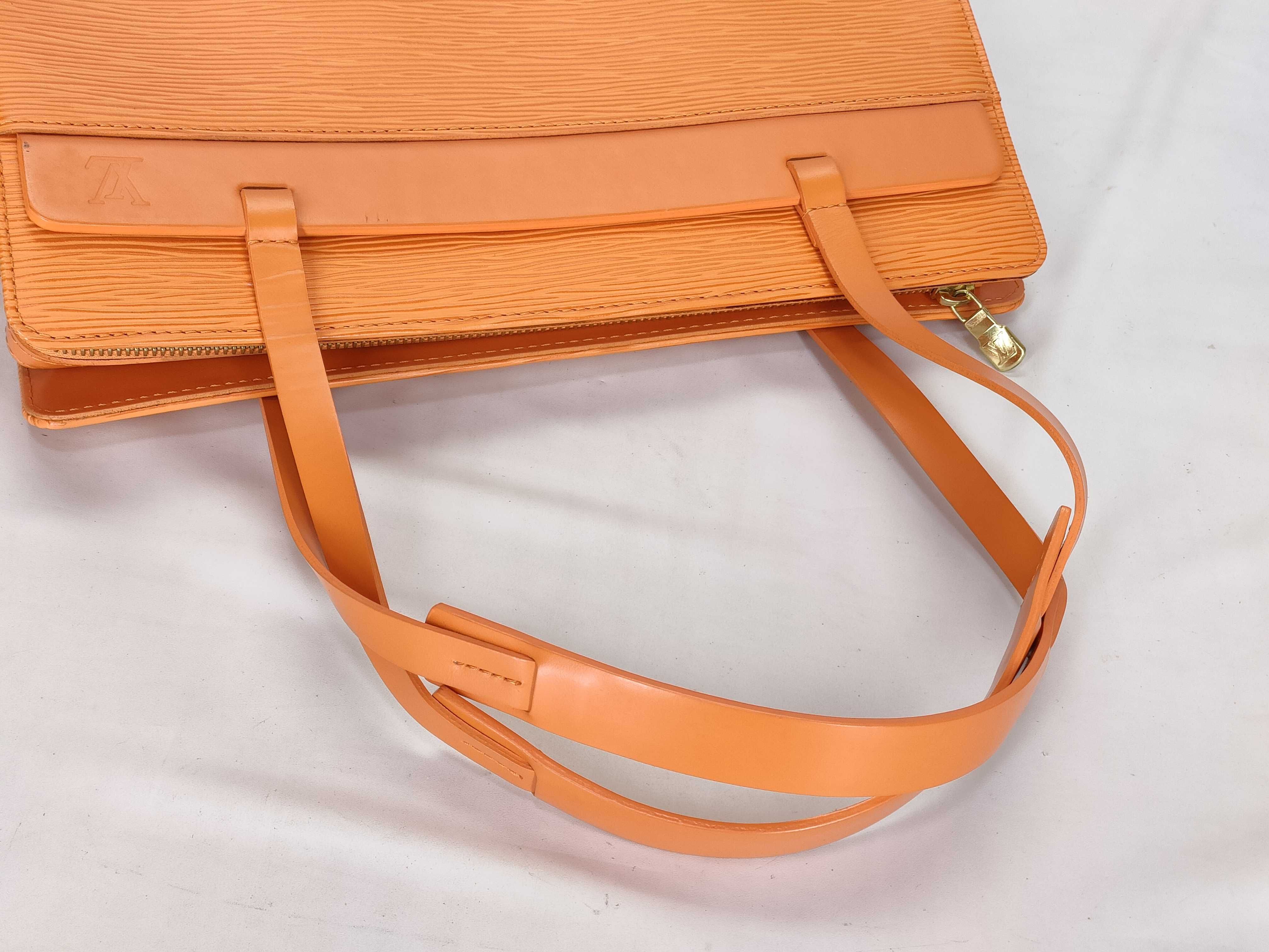 Epi LV Epi M5249H CA0033 Tote Bag — view 3