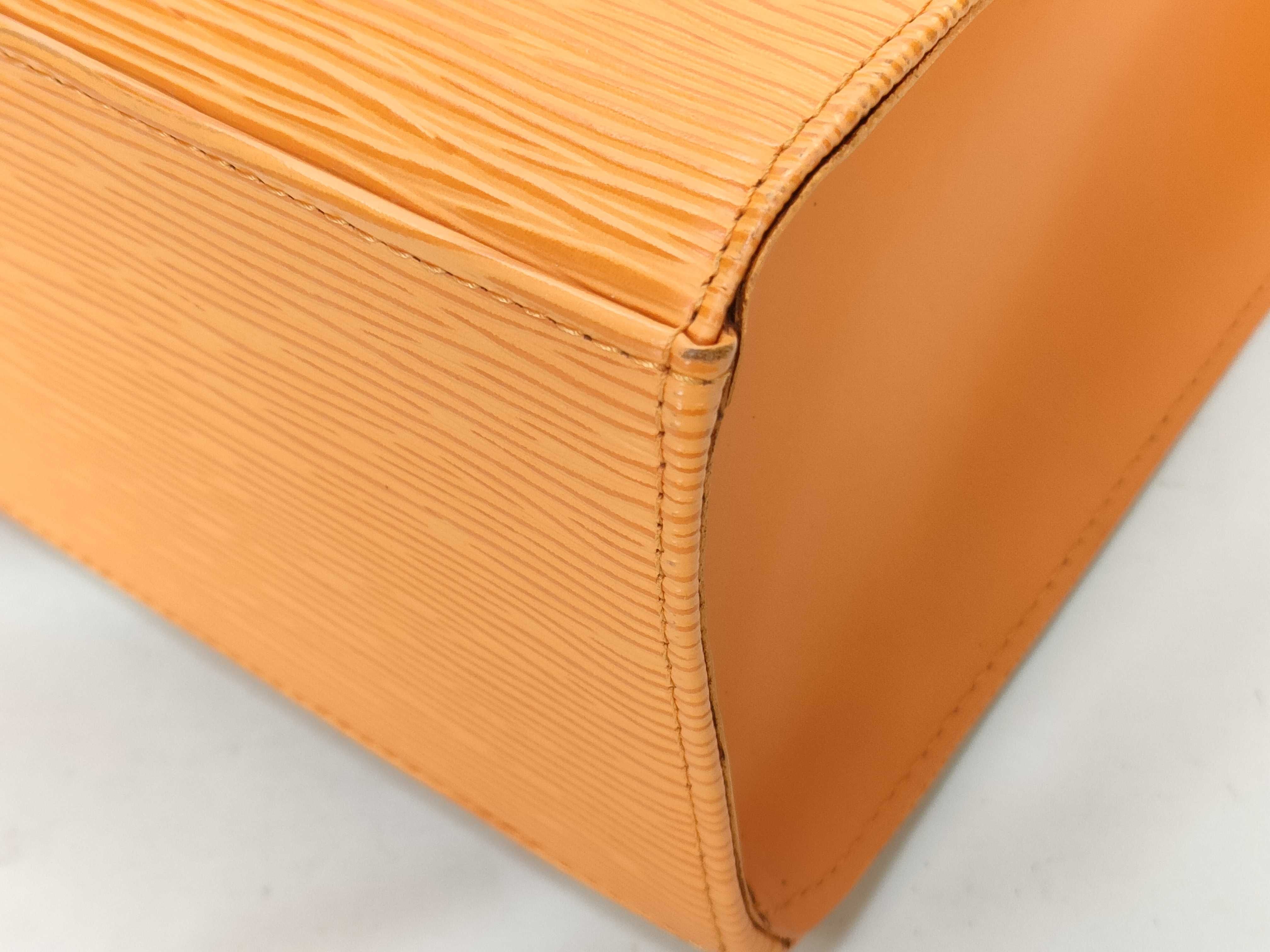 Epi LV Epi M5249H CA0033 Tote Bag — view 7