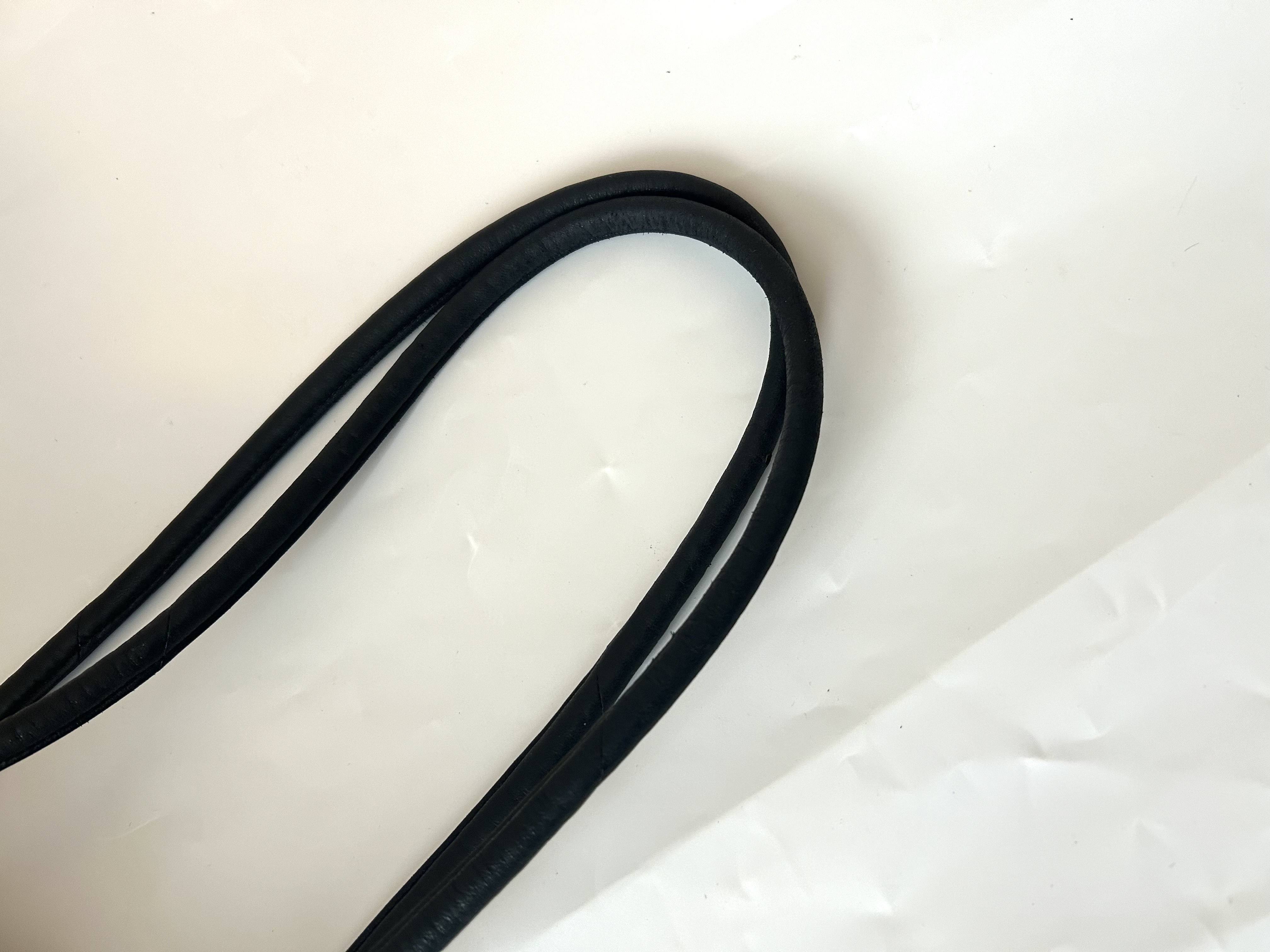 V-stitch turnlock bag — view 6