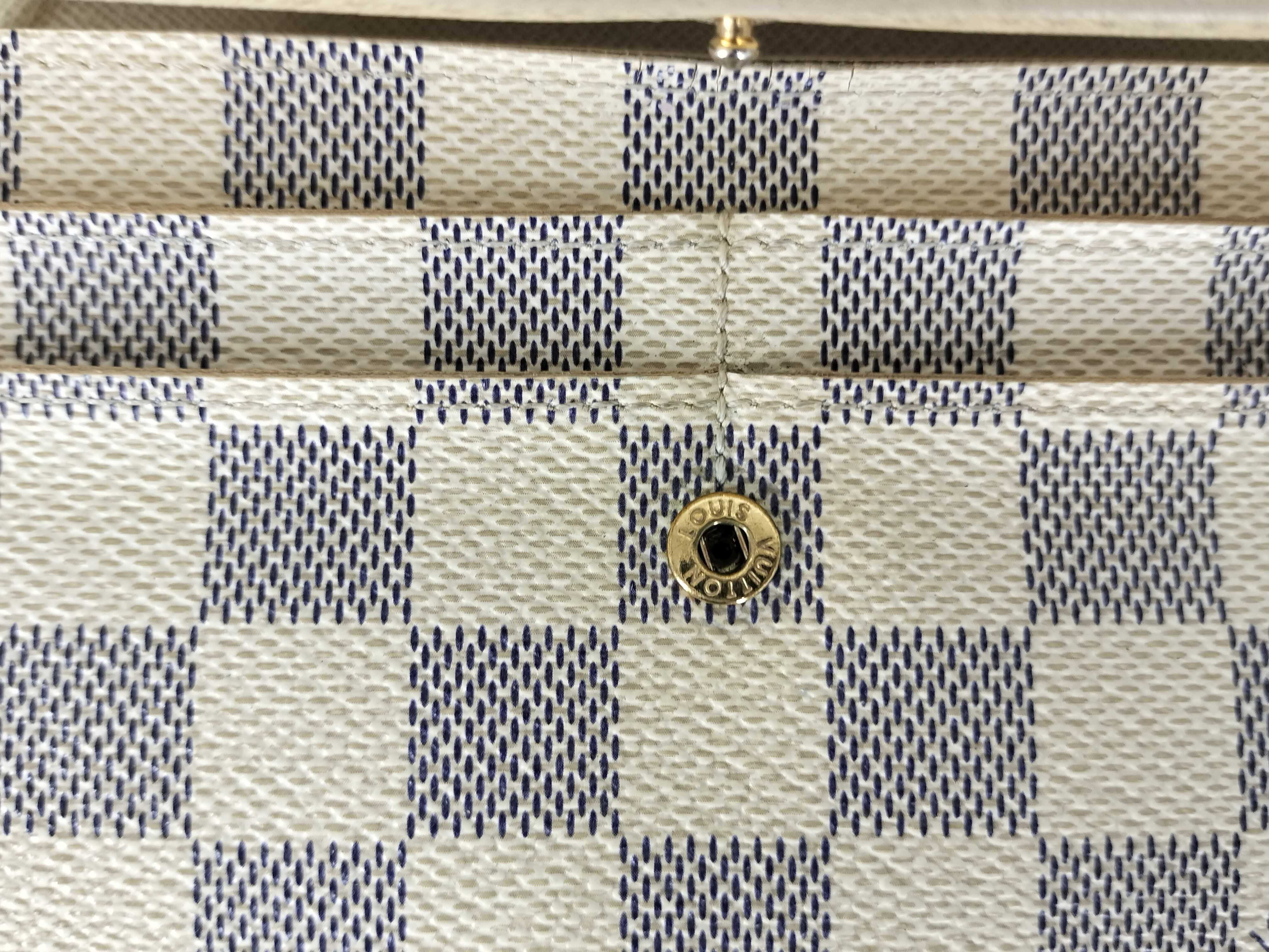Damier Azur Portefeuille Sarah Wallet — view 11