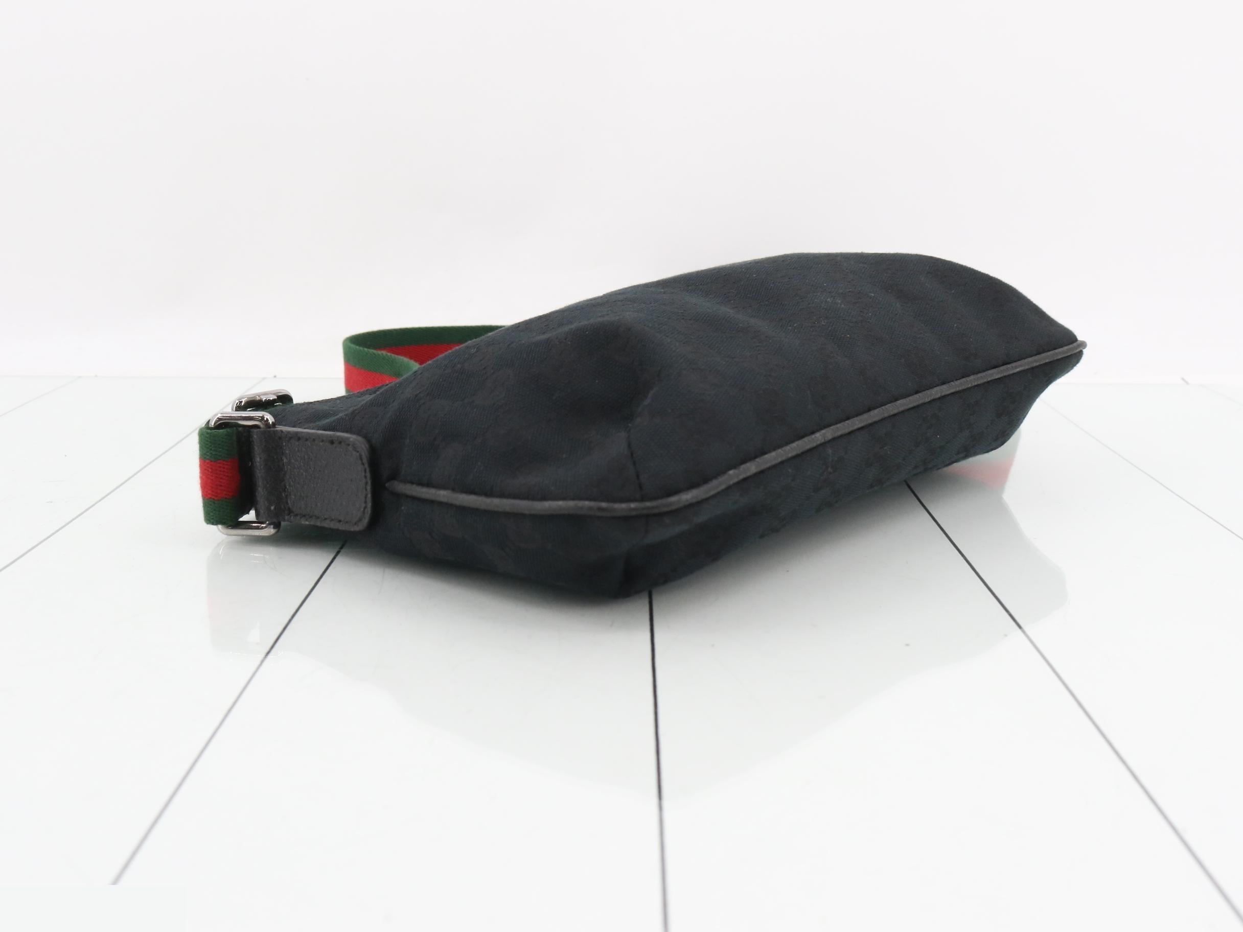 GG Shoulder Bag — view 5