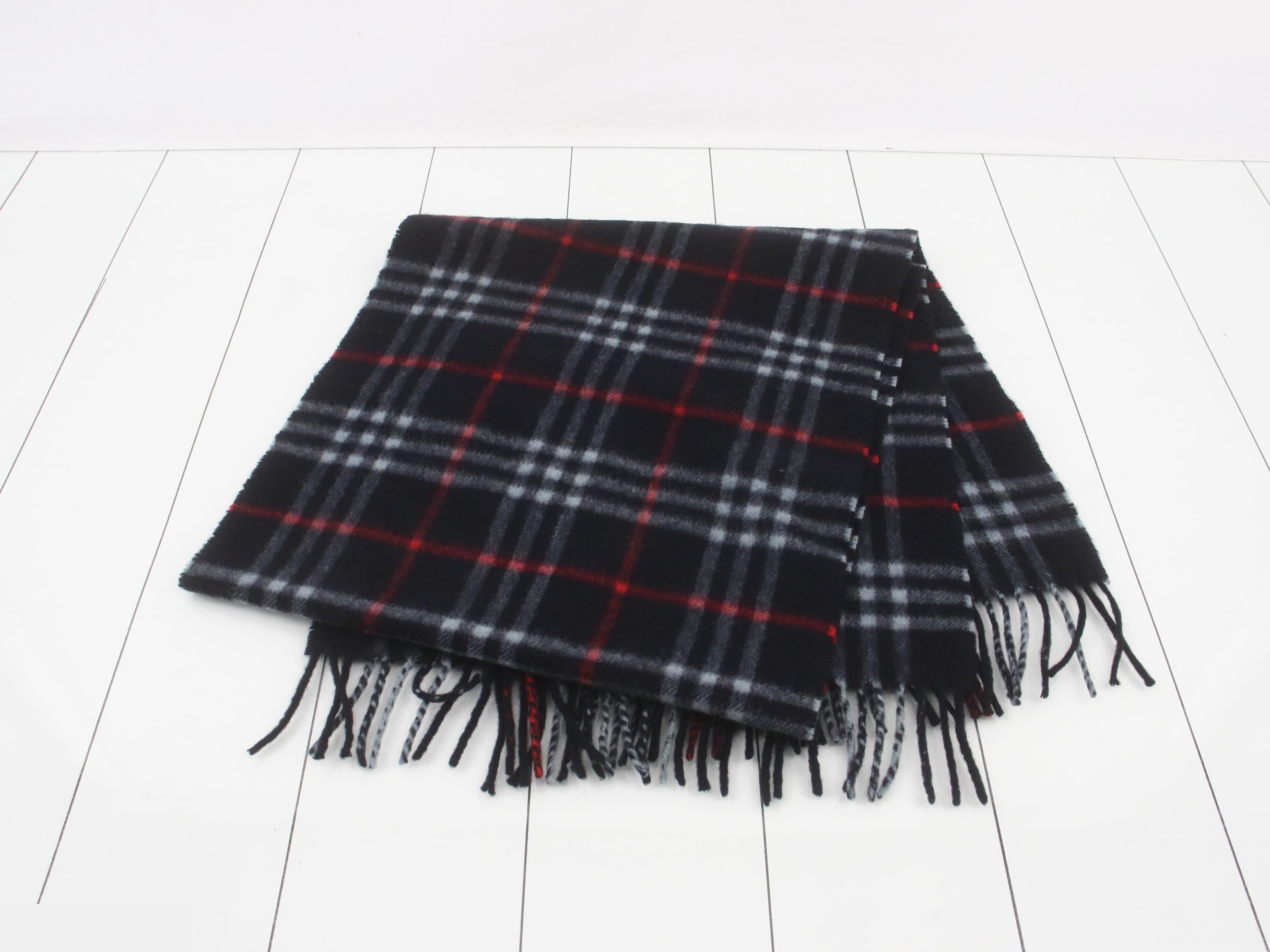 Nova Check Scarf, Navy — view 3