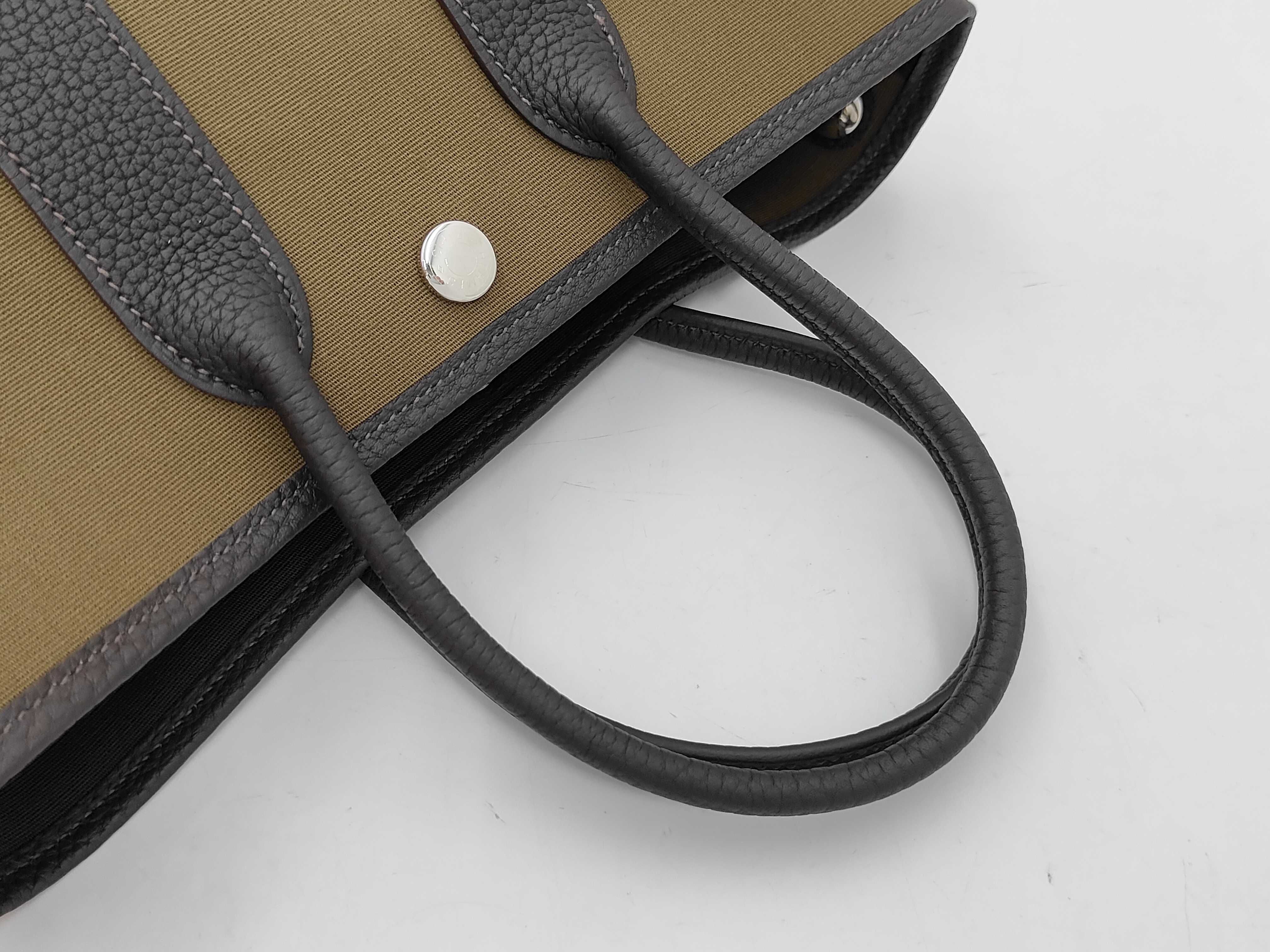 Neo Garden 23 Toile Officier Olive Black G Stamp Handbag — view 3