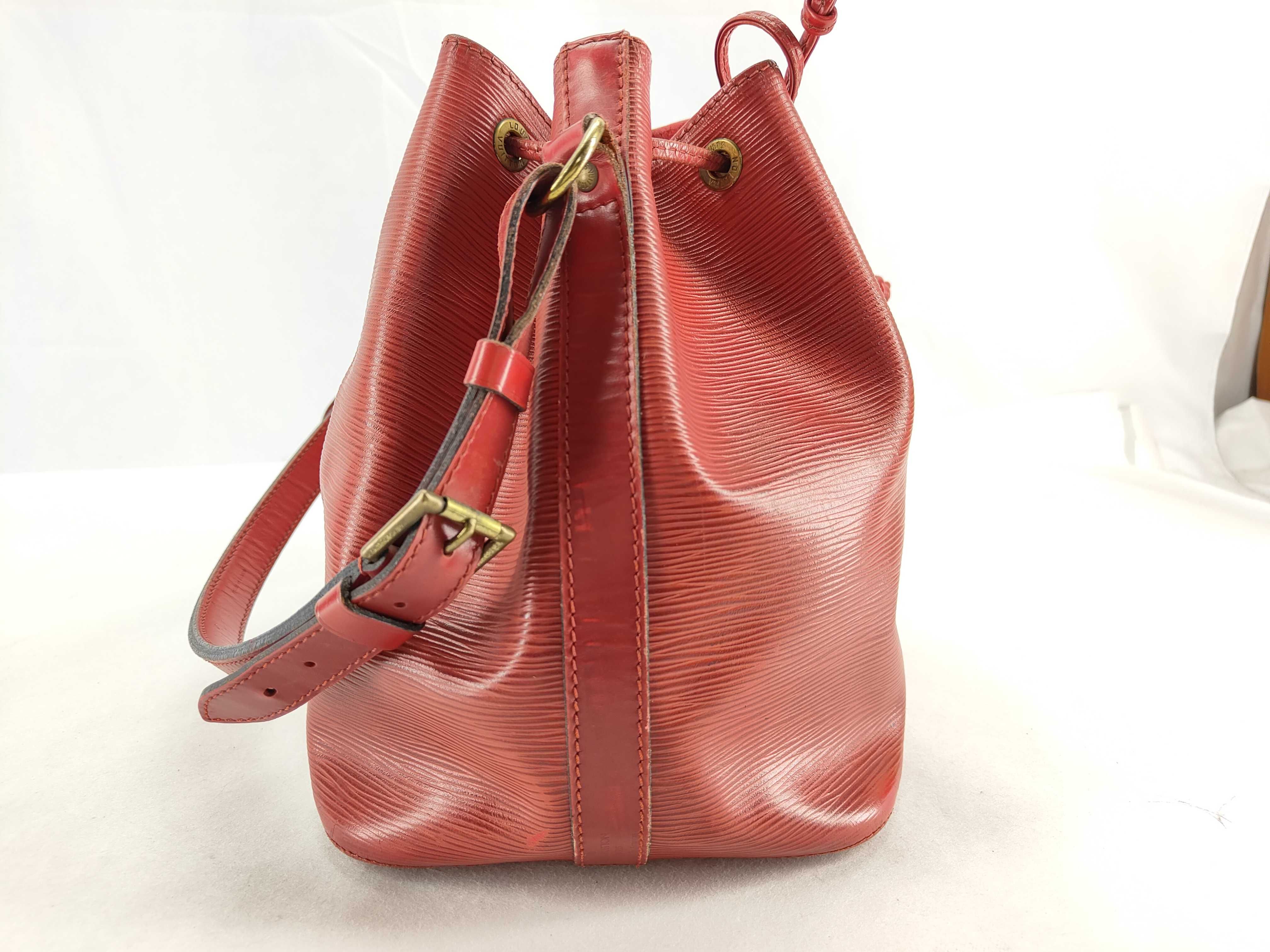 Epi Louis Vuitton Epi Petit Noé Red Shoulder Bag — view 8