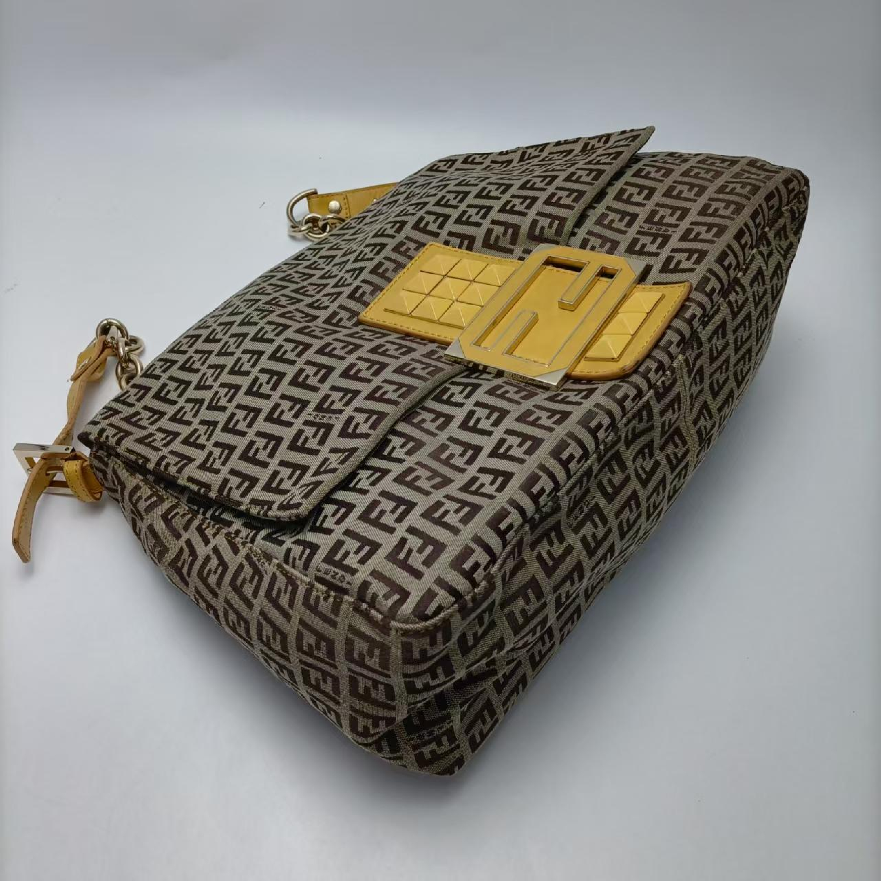 Baguette Canvas Shoulder Bag — view 4