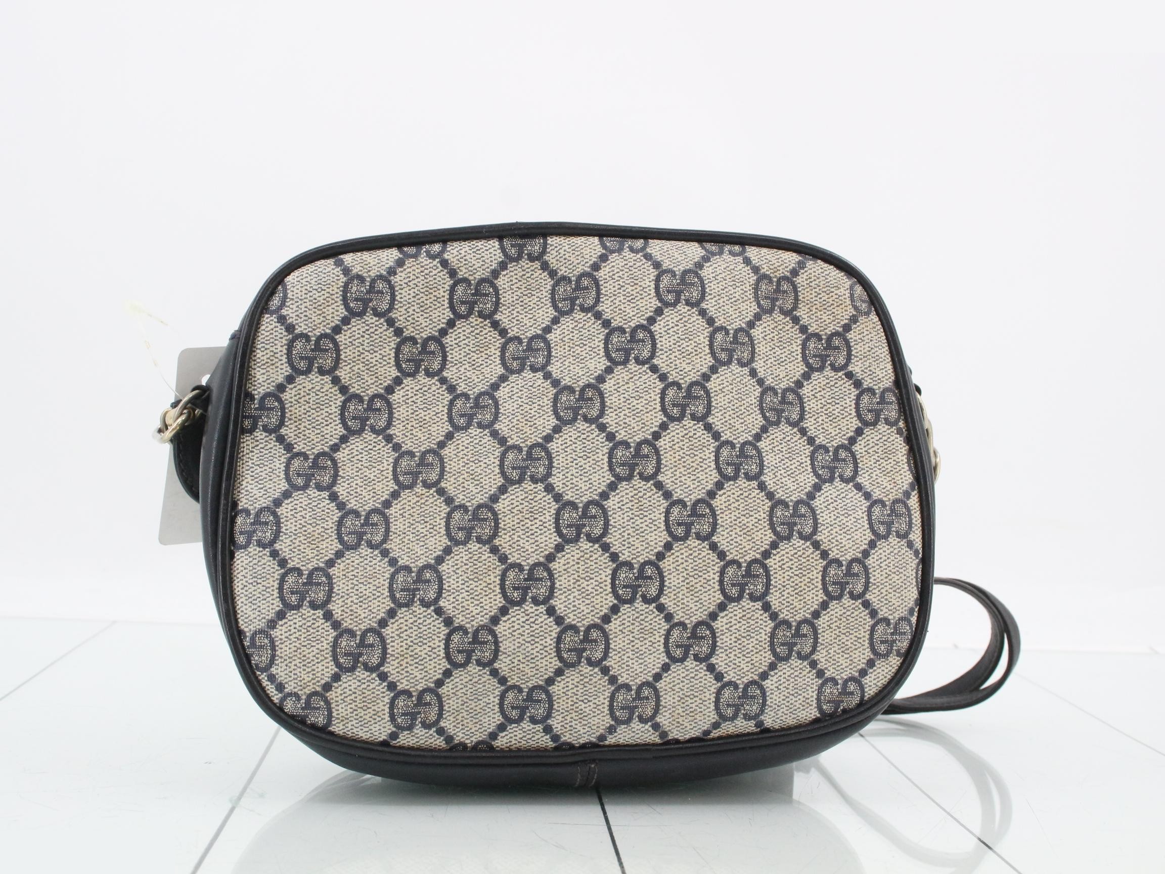 GG Supreme Shoulder Bag — view 2
