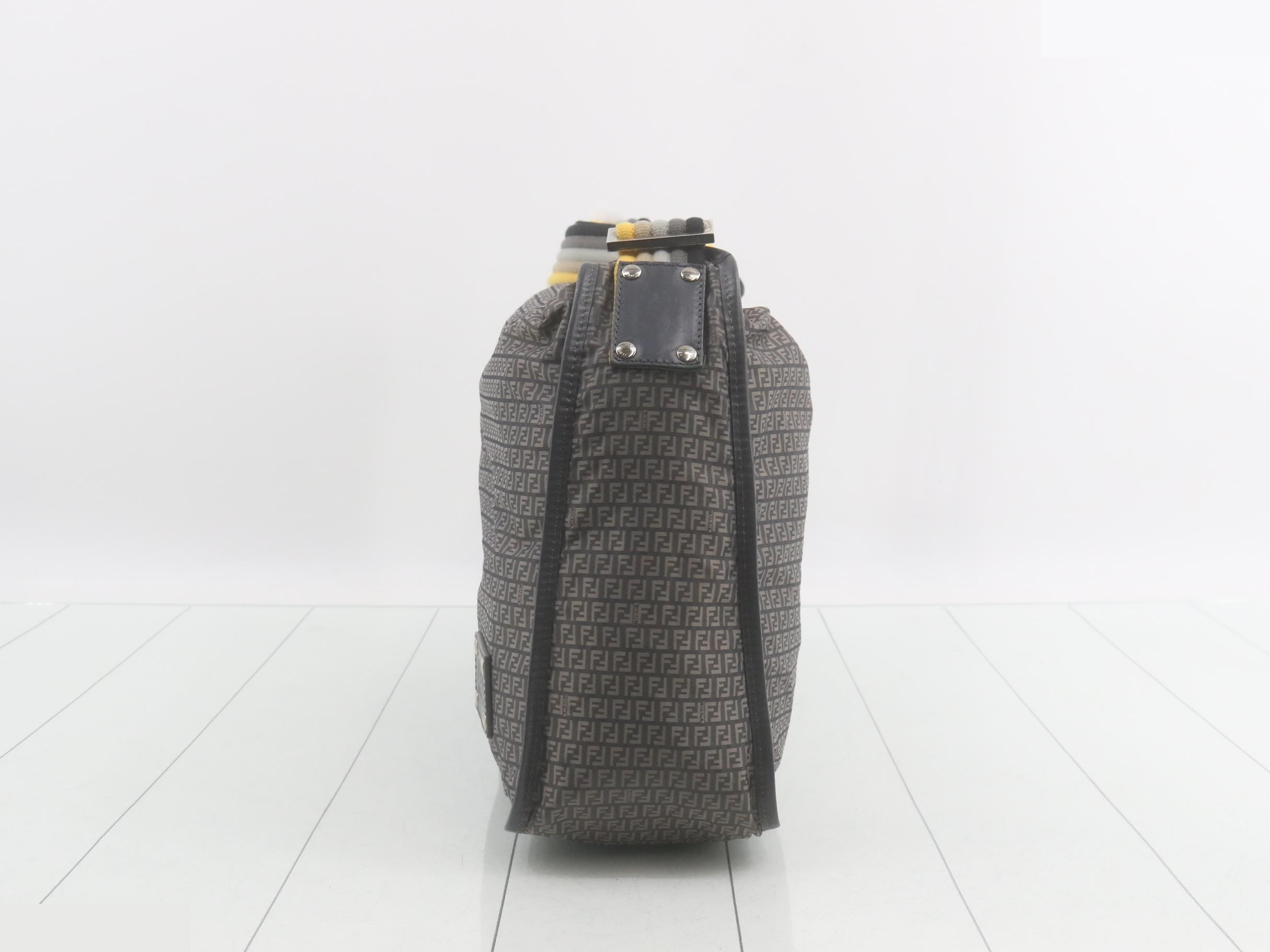 Zucchino Shoulder Bag — view 3