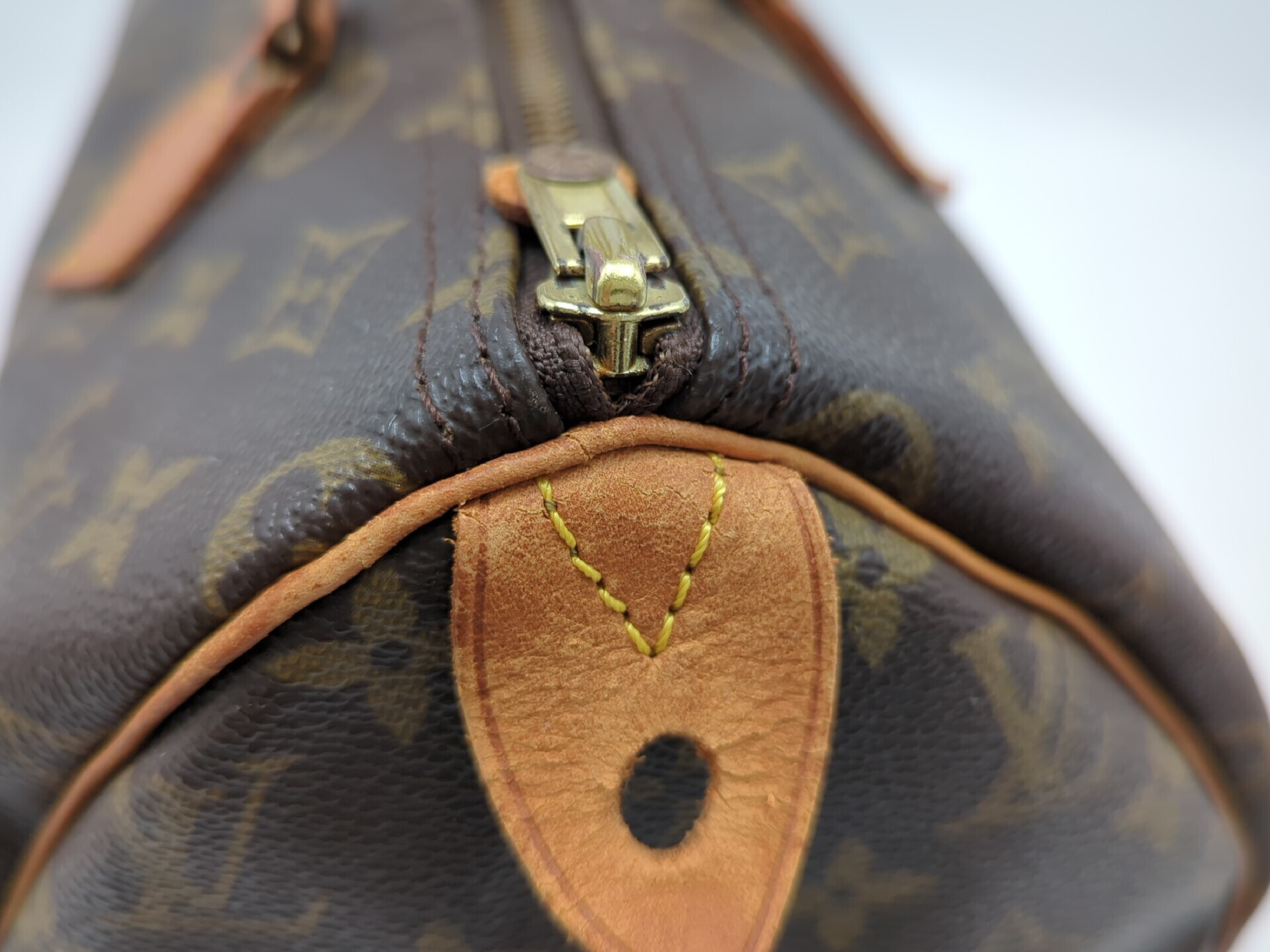 M41526 Monogram Speedy 30 Handbag — view 15
