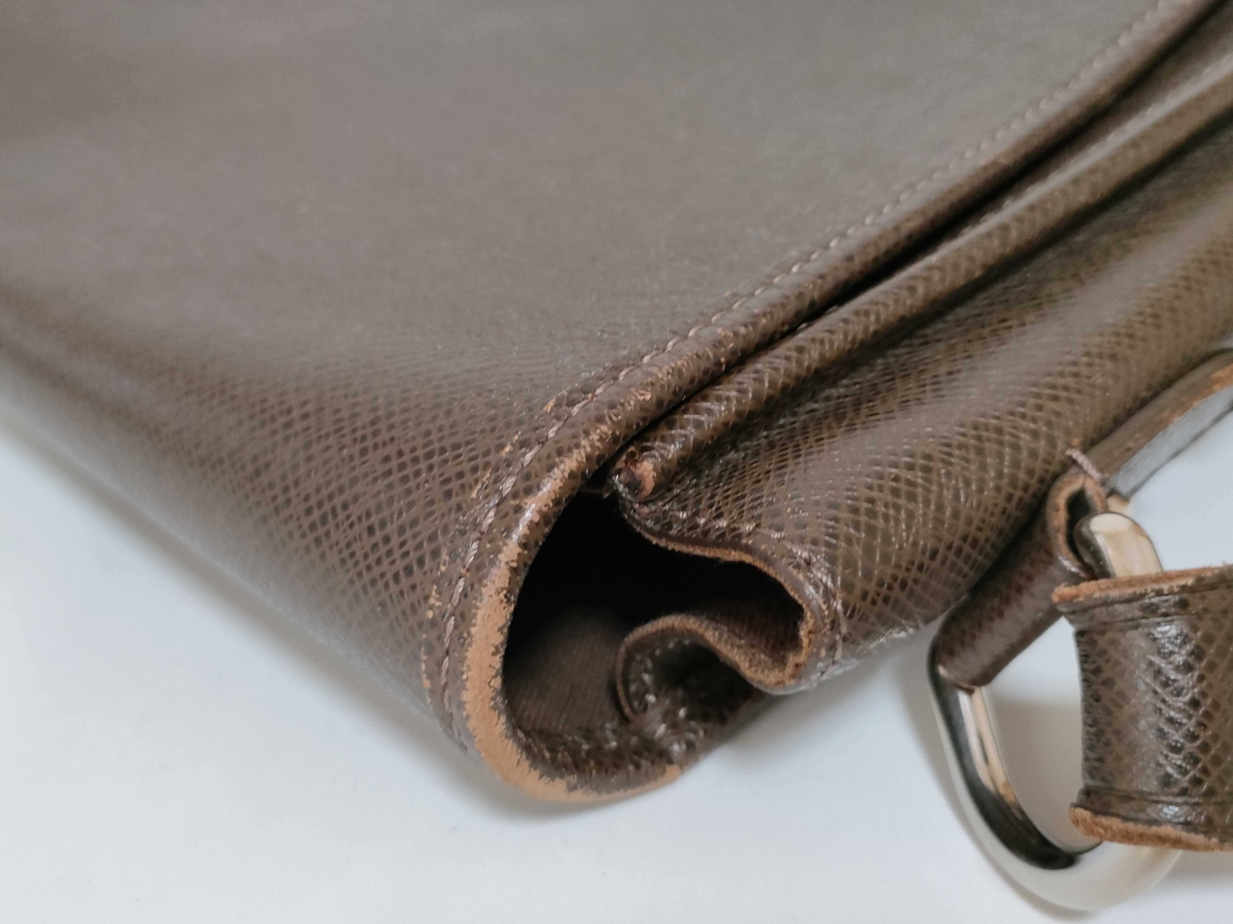 Taiga Leather Shoulder Bag, Andrey Grizzly, Dark Brown. — view 14