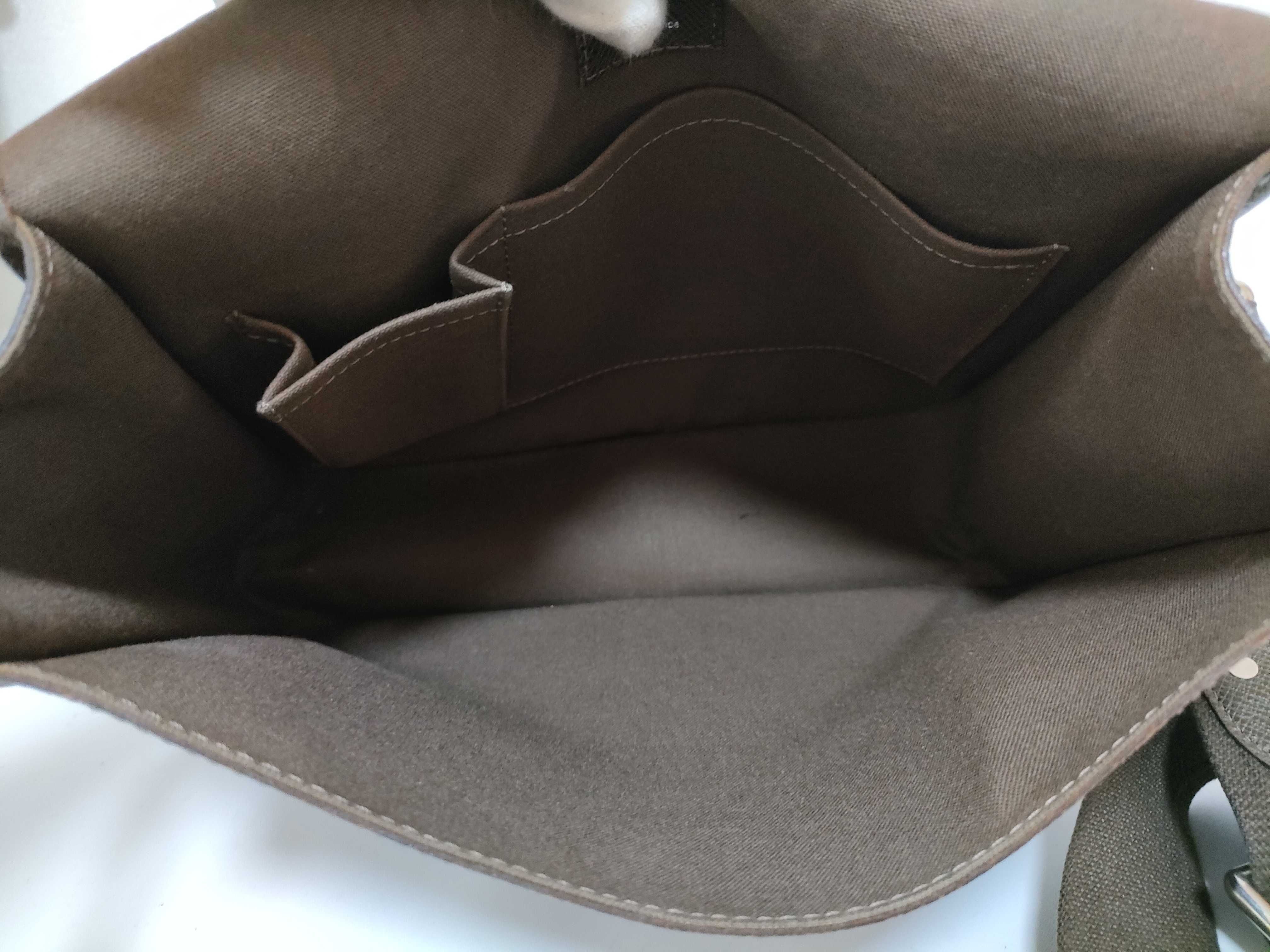 Taiga Leather Shoulder Bag, Andrey Grizzly, Dark Brown. — view 9