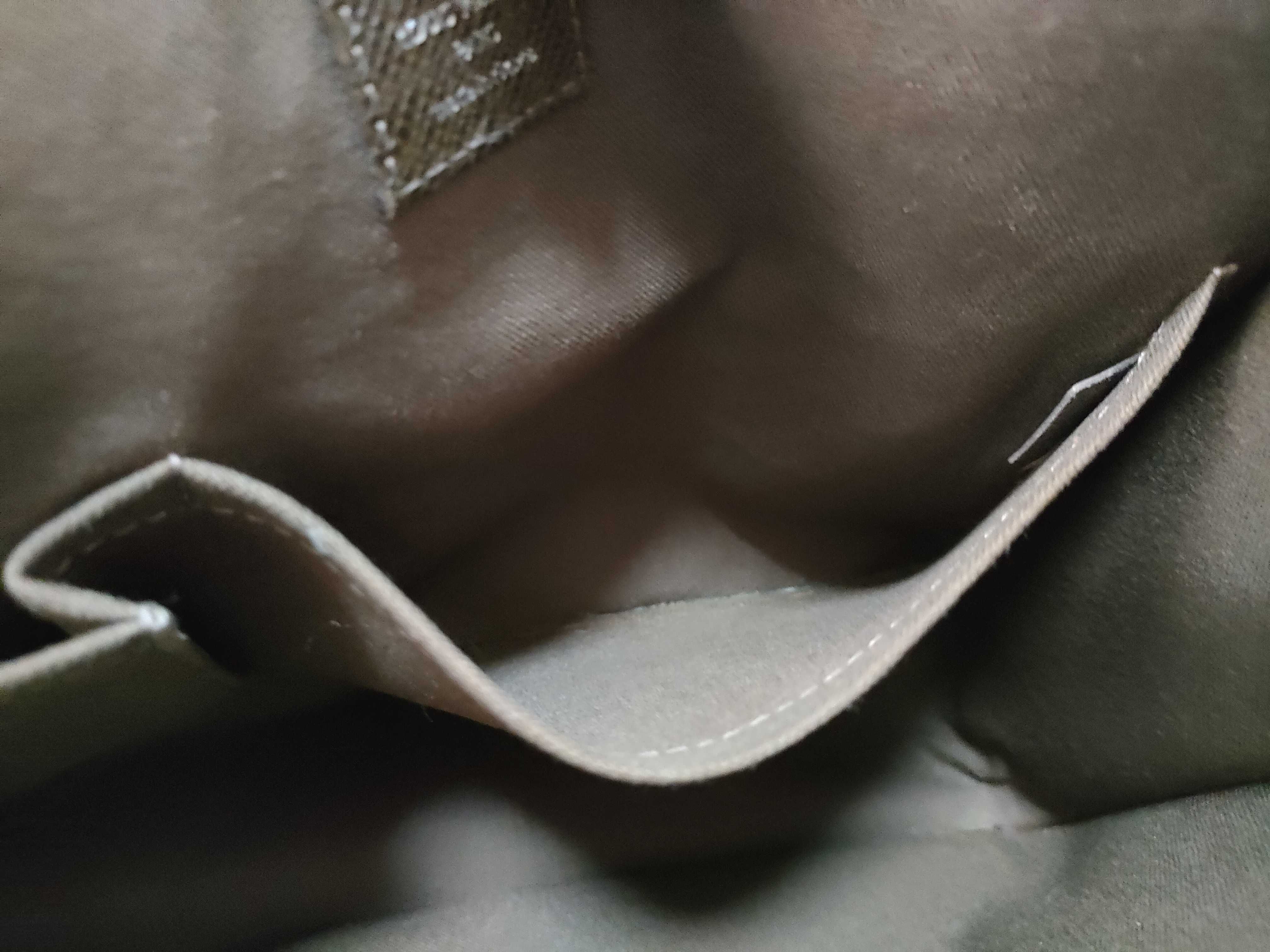 Taiga Leather Shoulder Bag, Andrey Grizzly, Dark Brown. — view 10