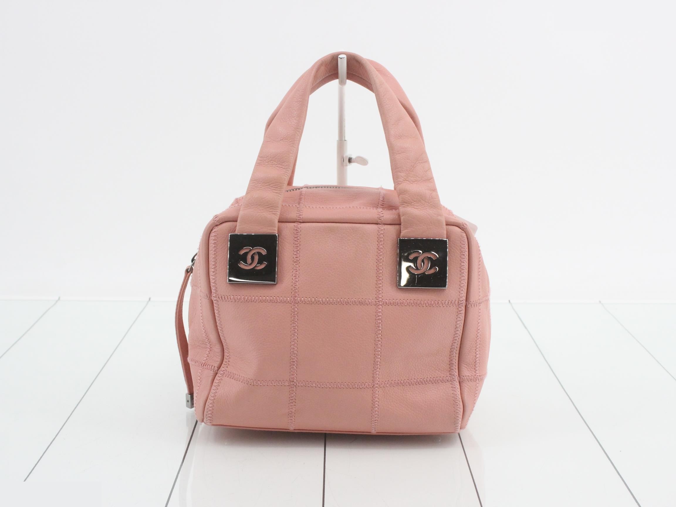 Mini handbag, chocolate bar