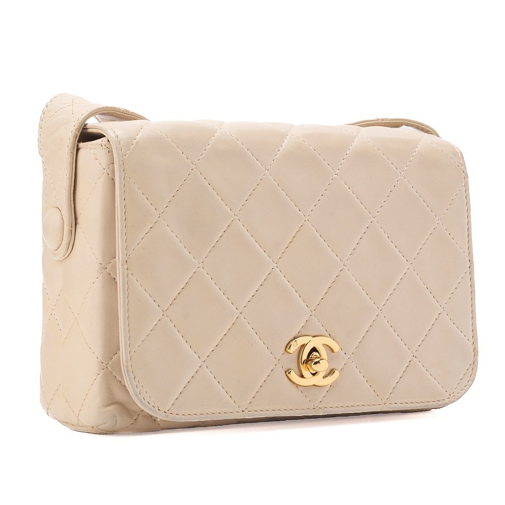 Lambskin Matelassé Full Flap Shoulder Bag, White, Gold Hardware, Series 3 — view 3