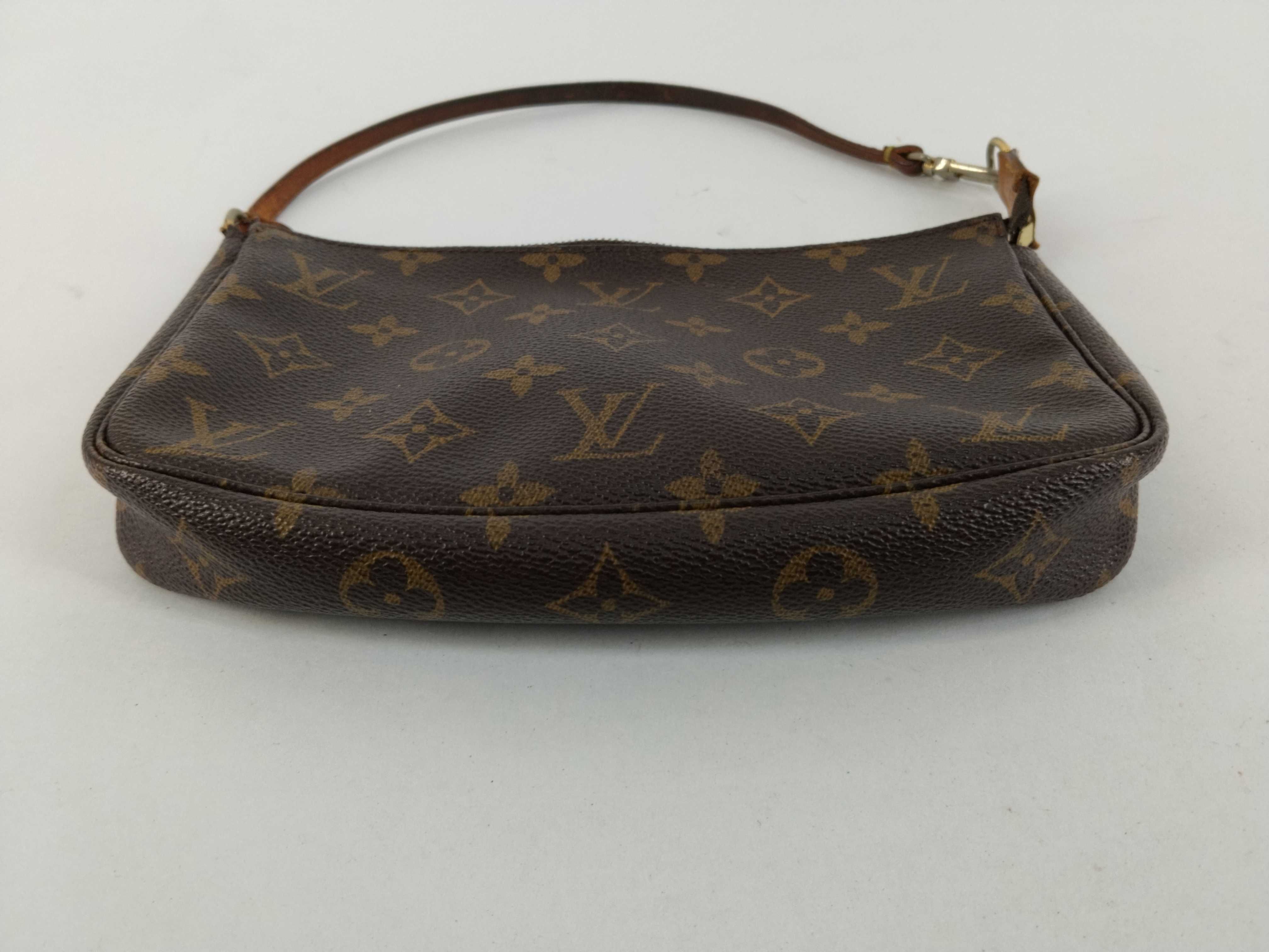 Monogram Louis Vuitton Pochette Accessoires M51980 Monogram AR0061 Pouch — view 8