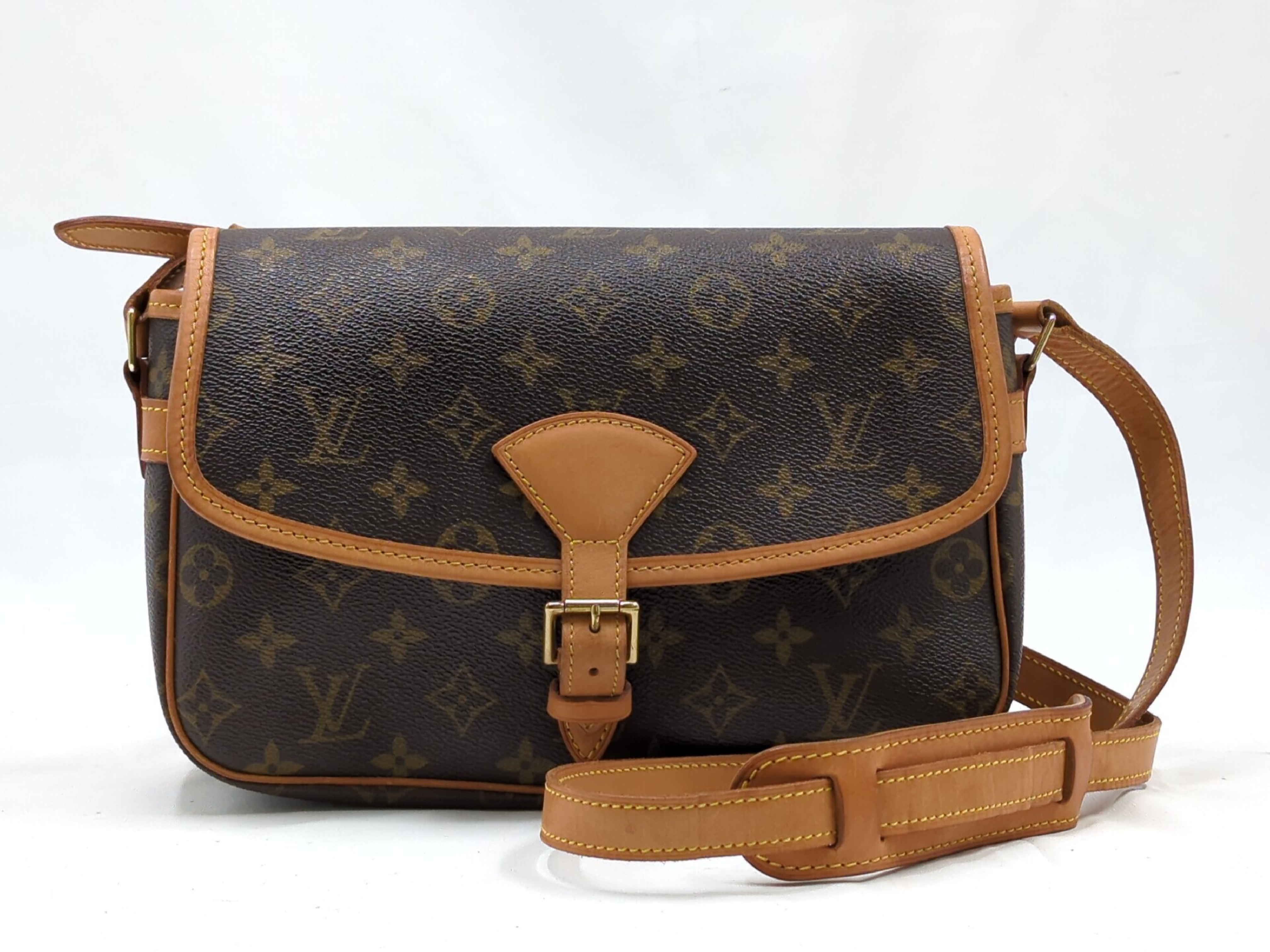 M42250 Monogram Sologne Shoulder Bag