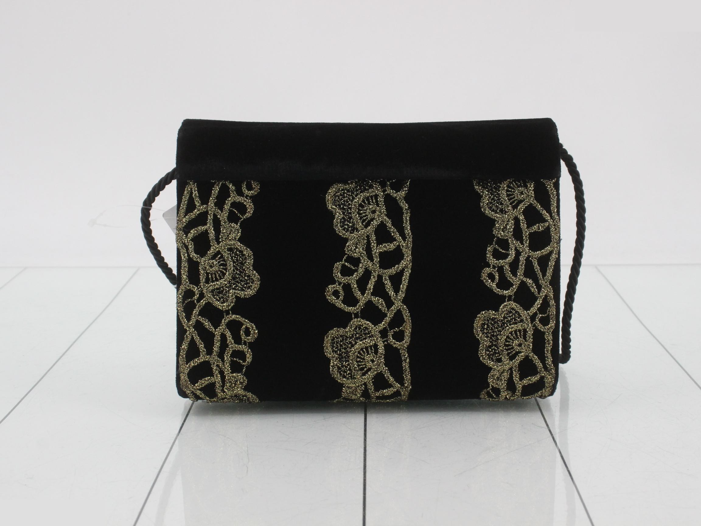 Flower Embroidery Vintage Shoulder Bag — view 2