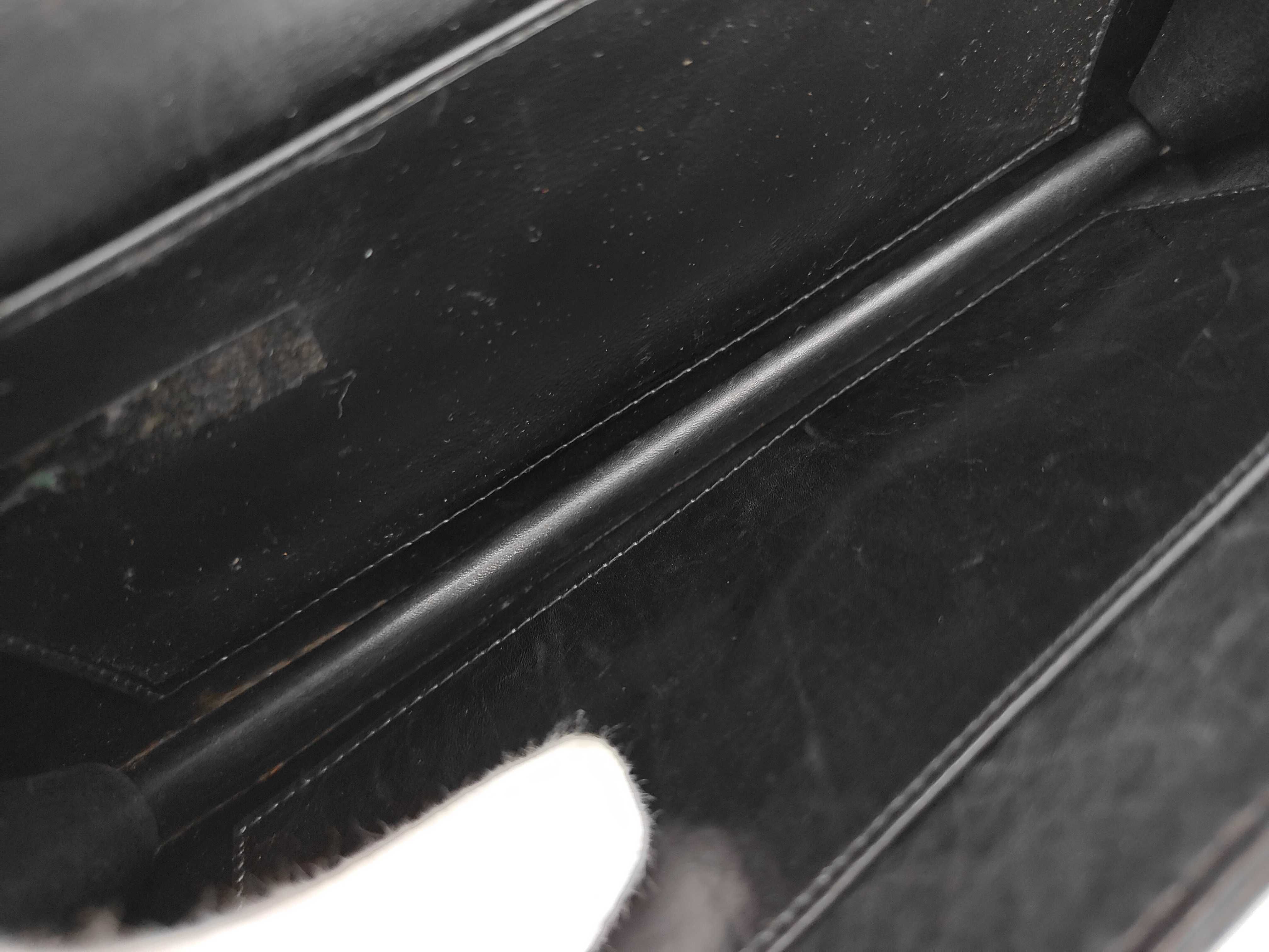 Vintage Gucci GG Logo Shoulder Bag — view 8