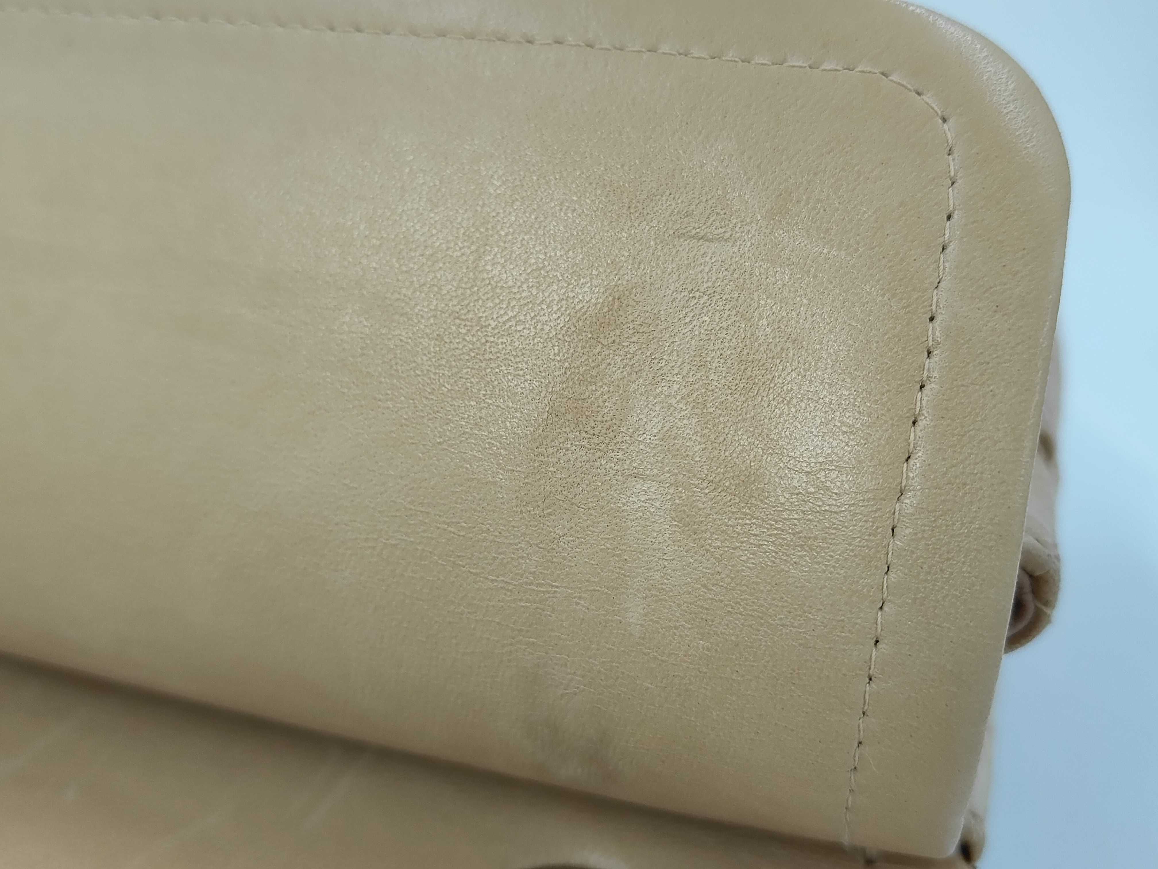 Matelassé 25 Double Flap Lambskin Chain Shoulder Bag (Serial No. 6, Beige) — view 10