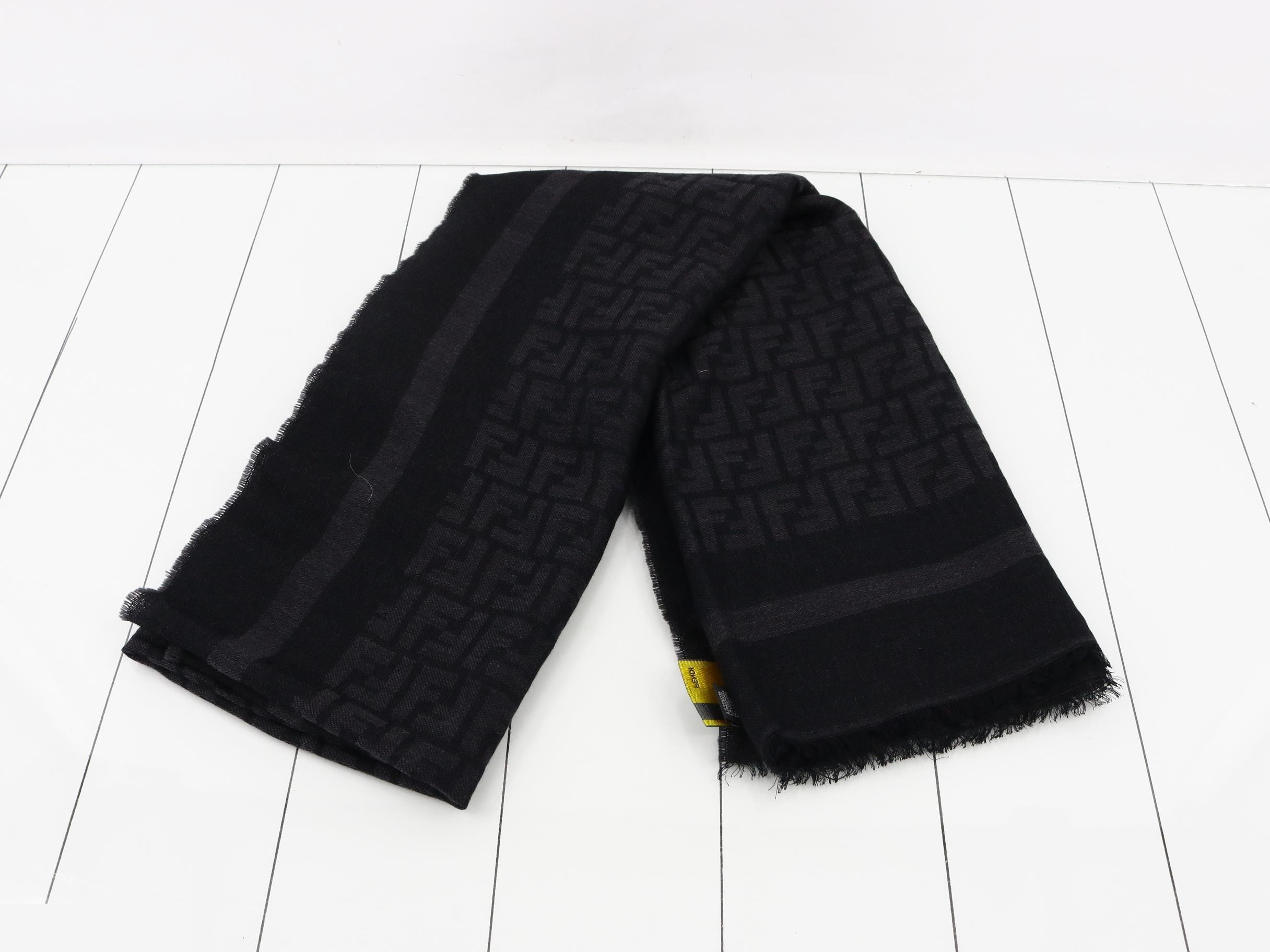 ZUCCA stole, wool x viscose, black — view 2