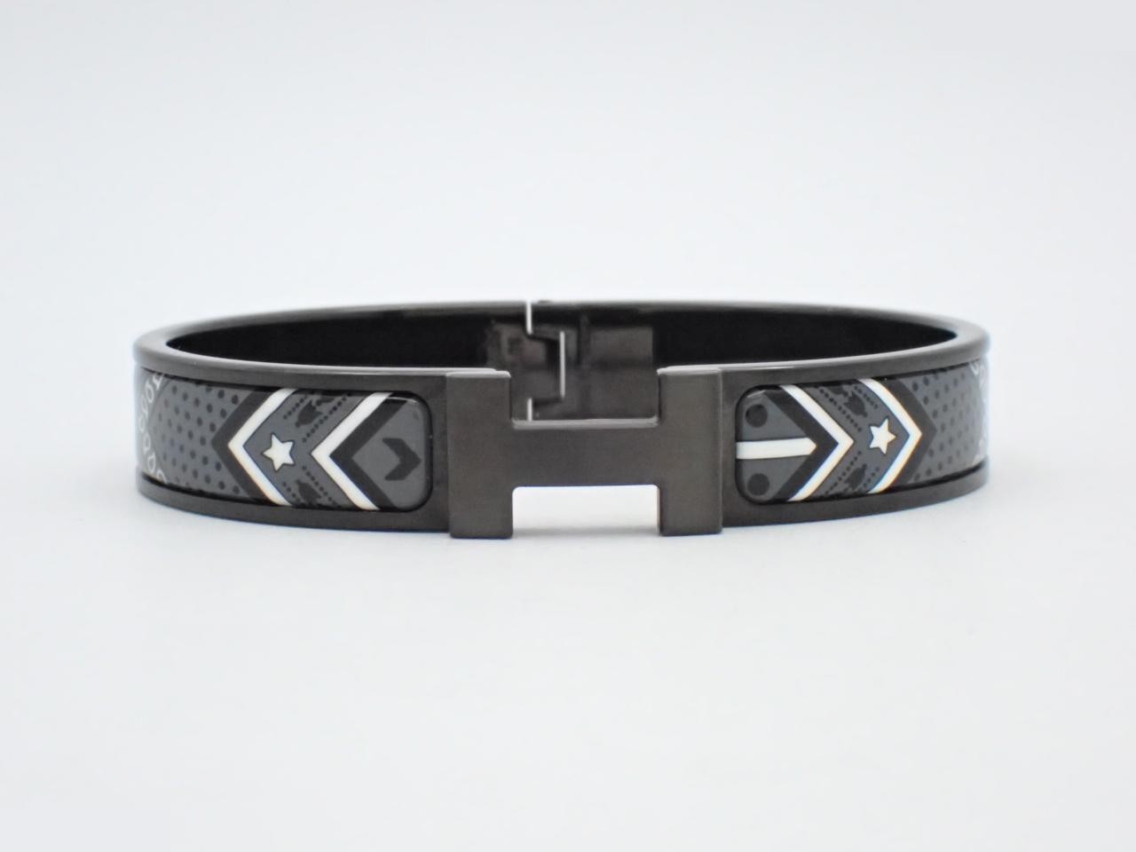 Click H Bracelet, wrist circumference approximately 18cm