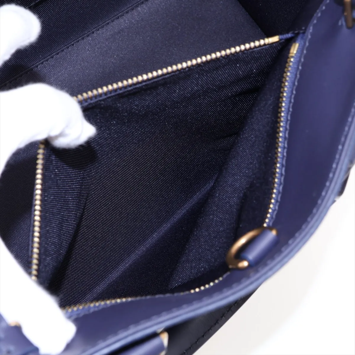 Monogram Bleach Sac Plat 24H M46812 Navy (RFID detected) — view 11