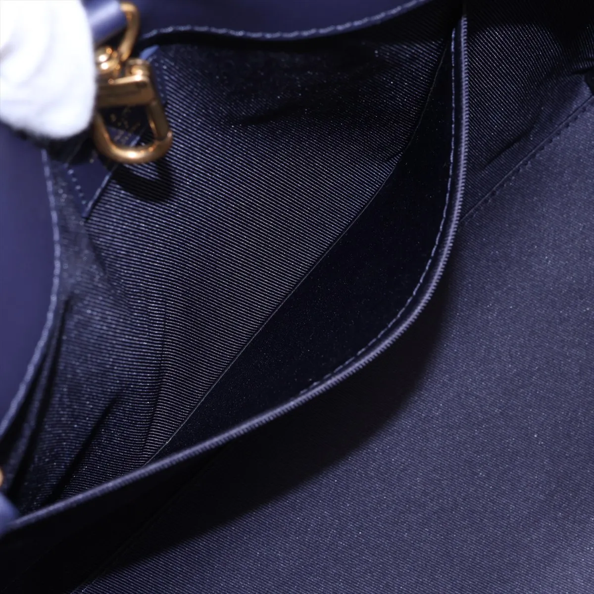 Monogram Bleach Sac Plat 24H M46812 Navy (RFID detected) — view 10