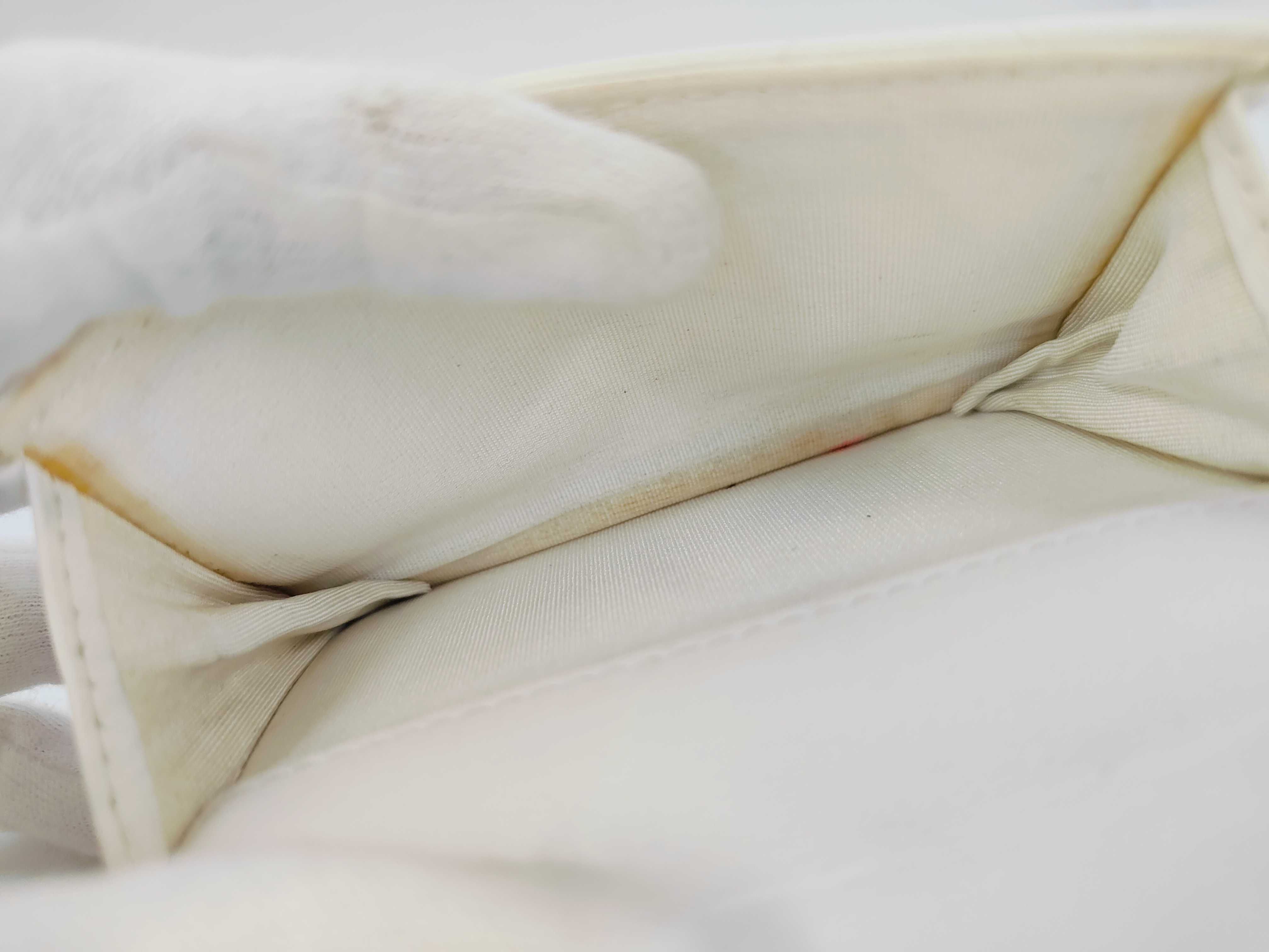 Tri-fold Wallet WHITE Lambskin AP3711 — view 9