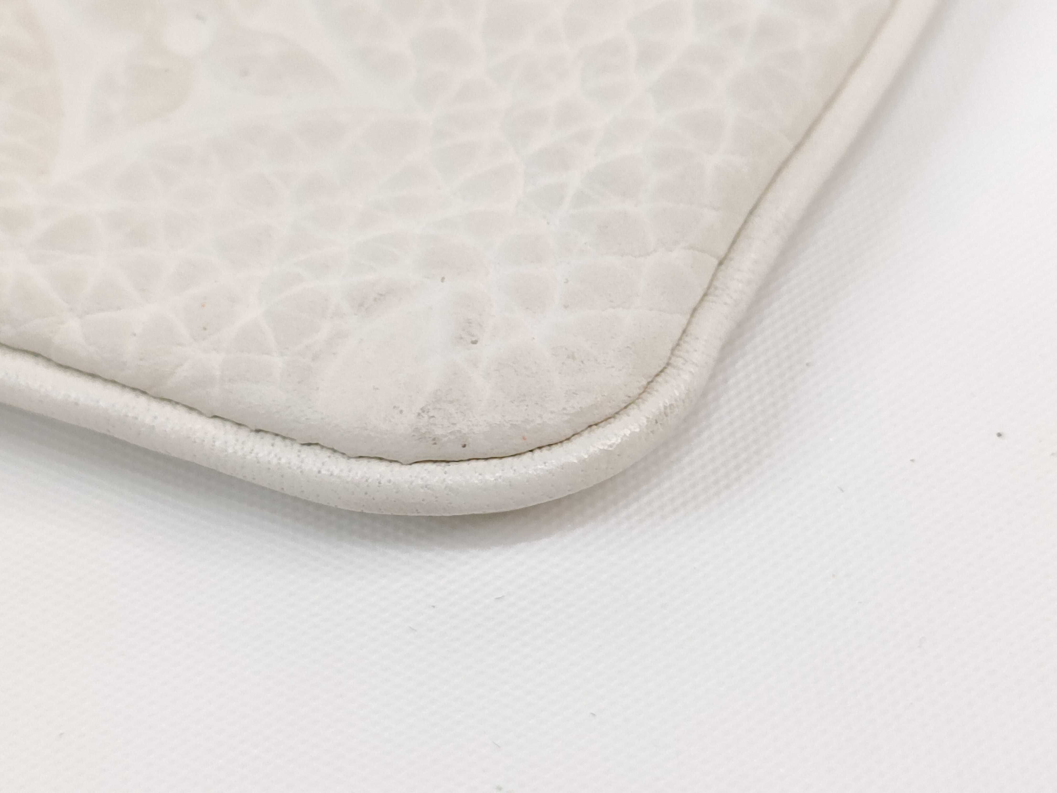 Monogram M67451 Pochette Cle Virgil Abloh Taurillon White Coin Purse — view 3