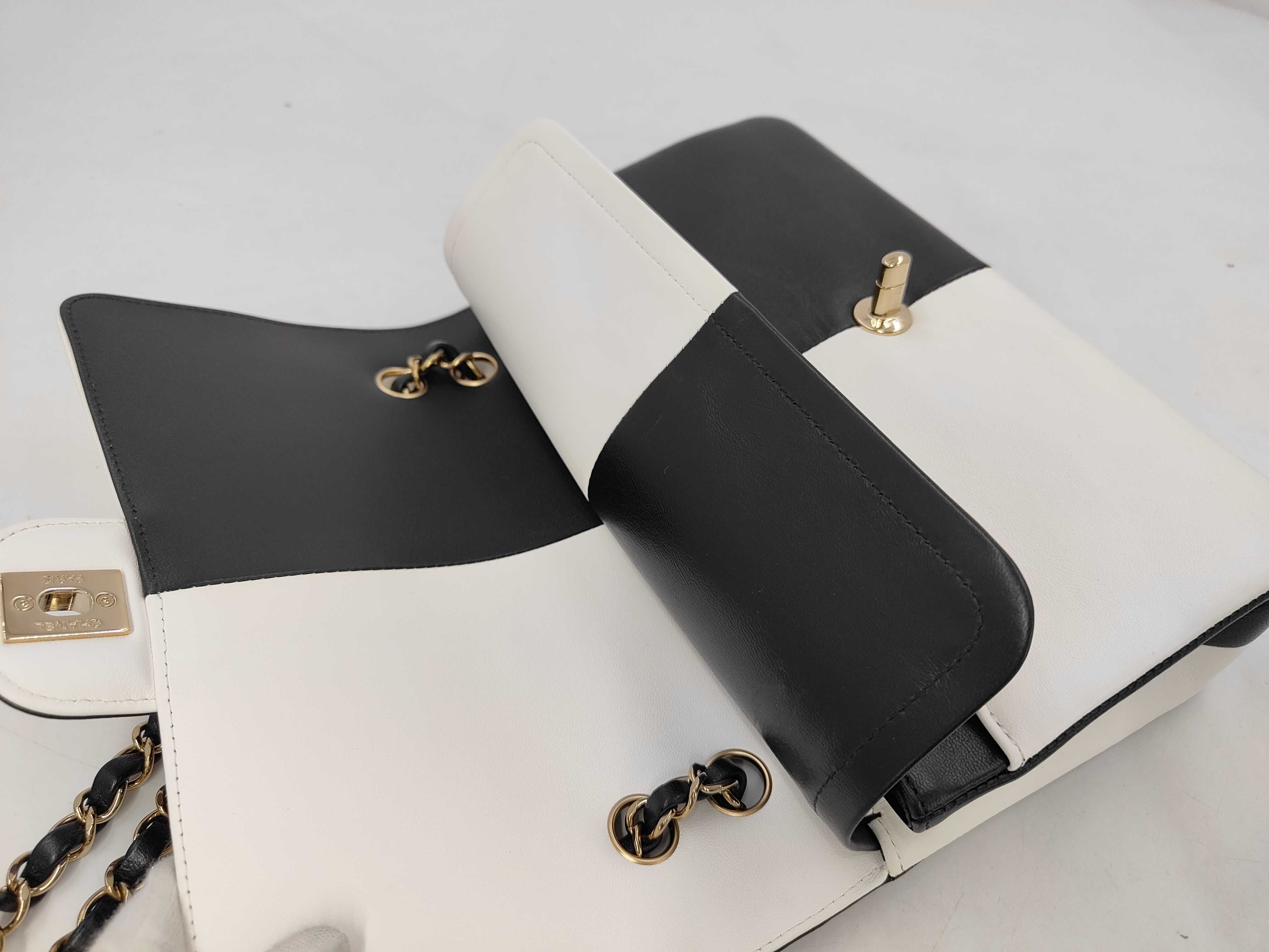 Matelassé Double Flap Black x White Serial Plate Chain Shoulder Bag — view 6