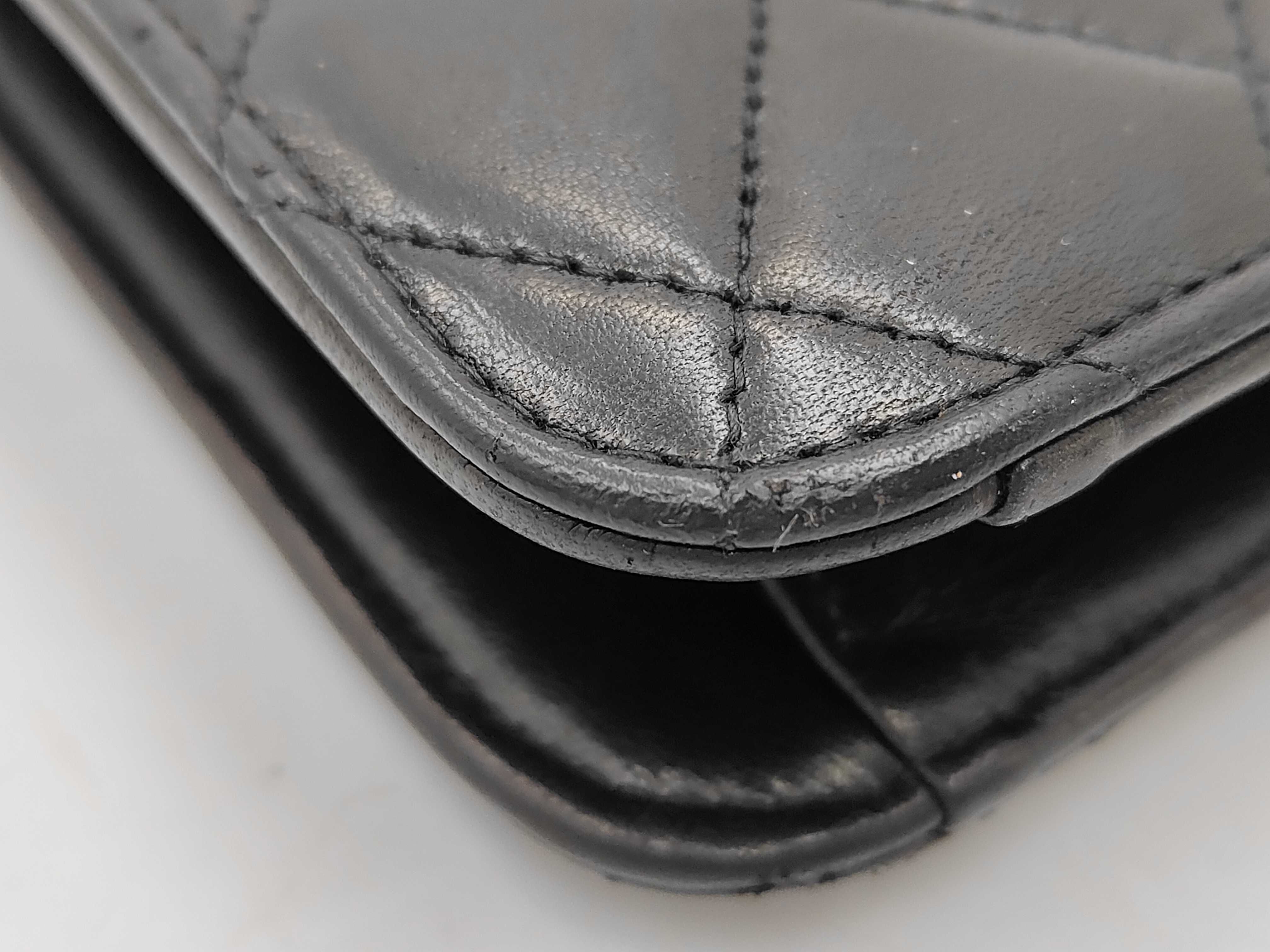 Matelassé Lambskin Shoulder Bag (Serial No. 5, Black, Gold Hardware) — view 5