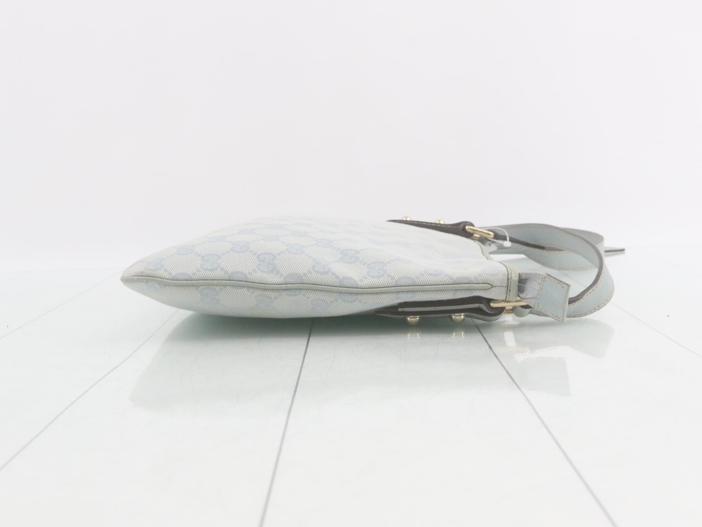 GG Canvas (Bag) - Shoulder Bag - Light Blue — view 3